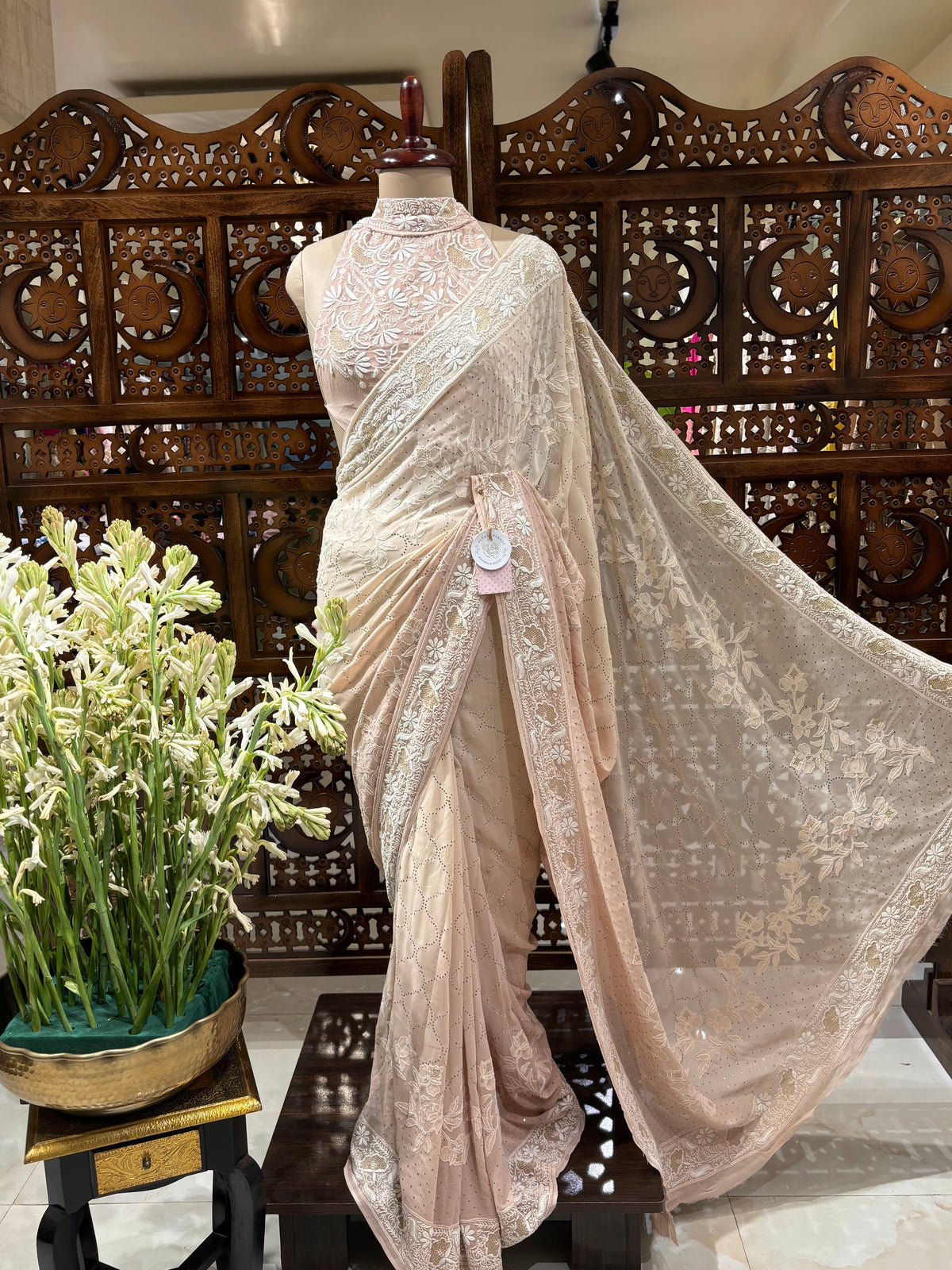 Soft Rose Ombré Pure & Premium Georgette Chikankari Mukaish Saree