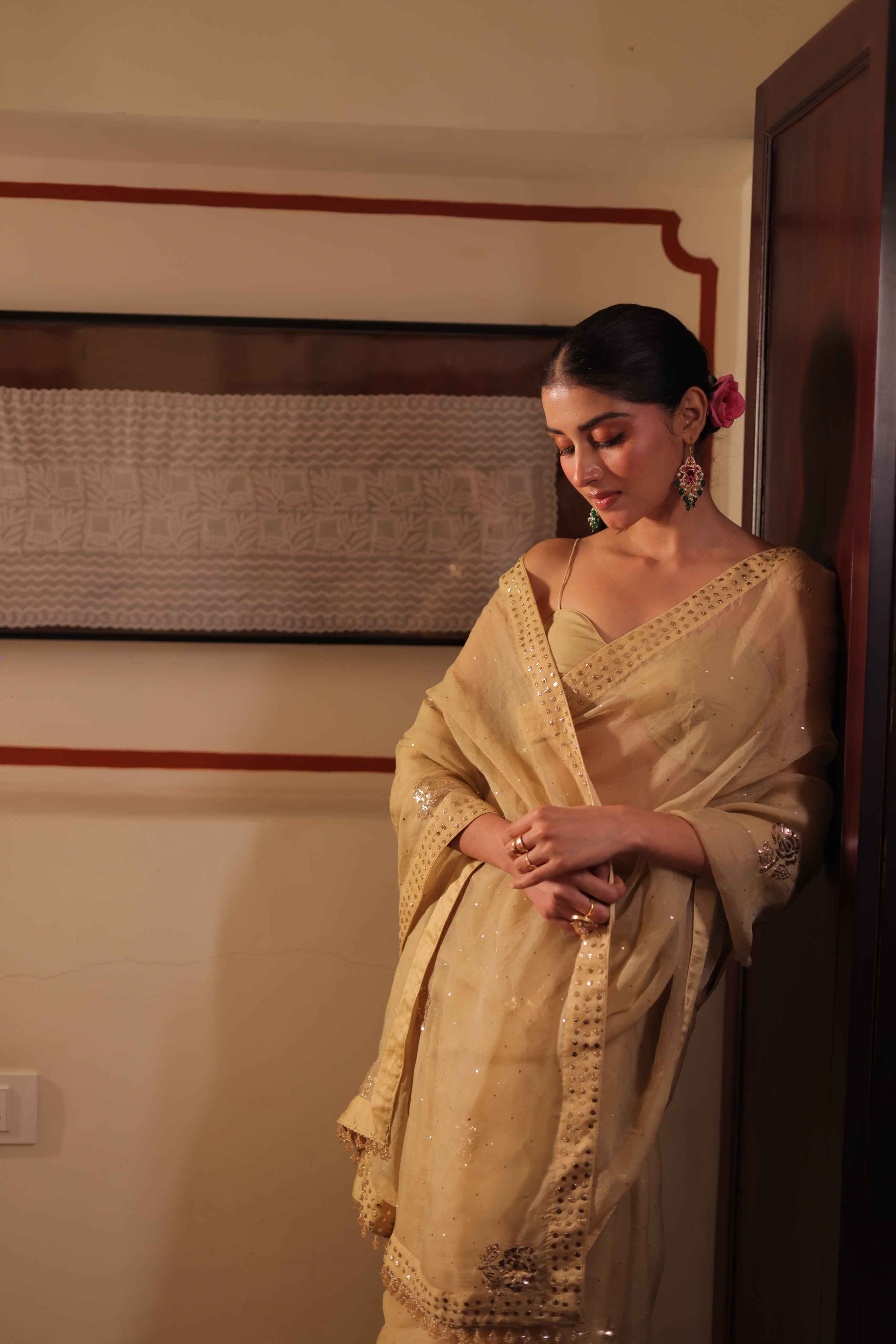Handcrafted Pure & Premium Golden Sand Organza Mukaish Saree