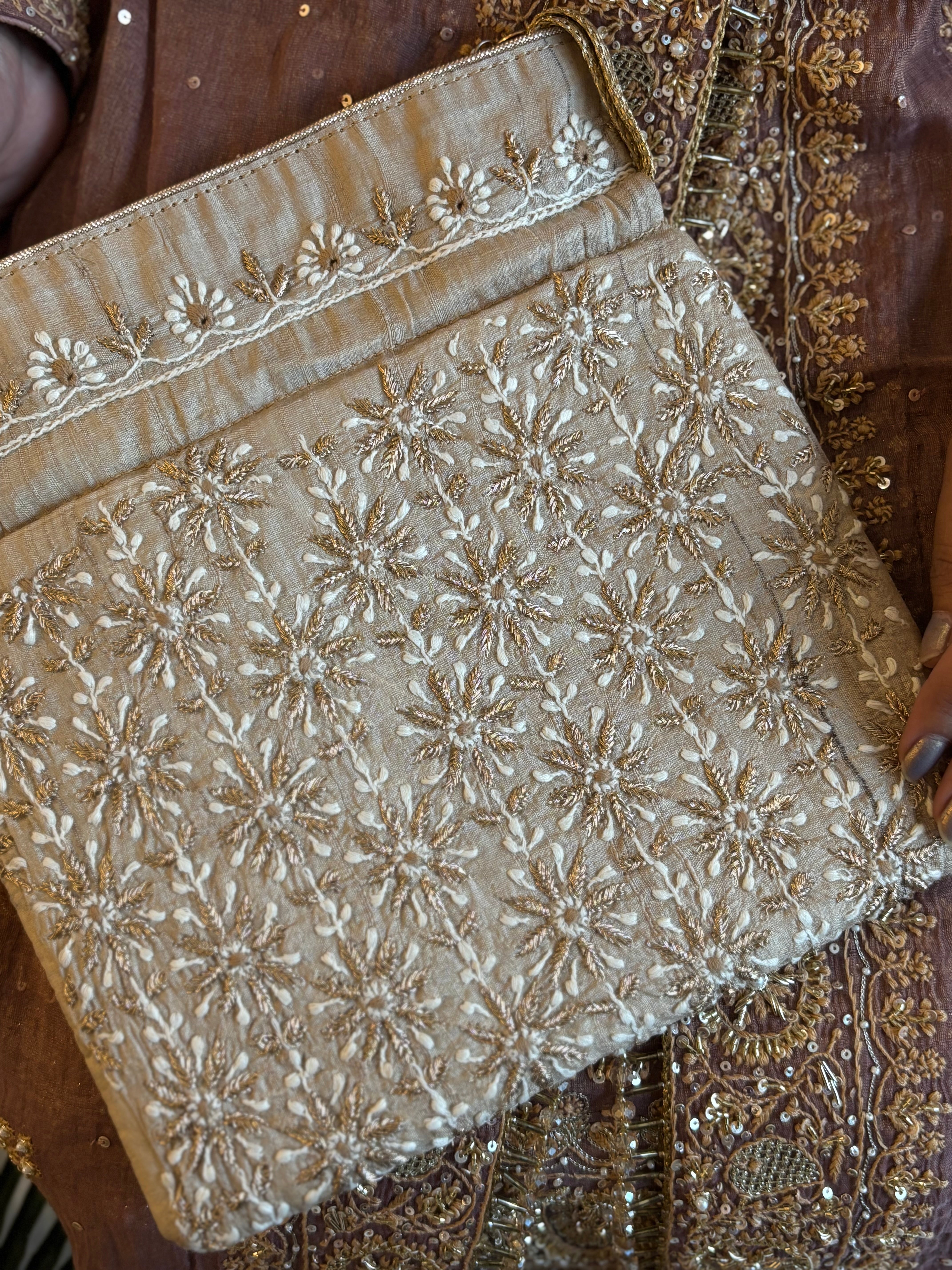 Beige Chikankari Potli