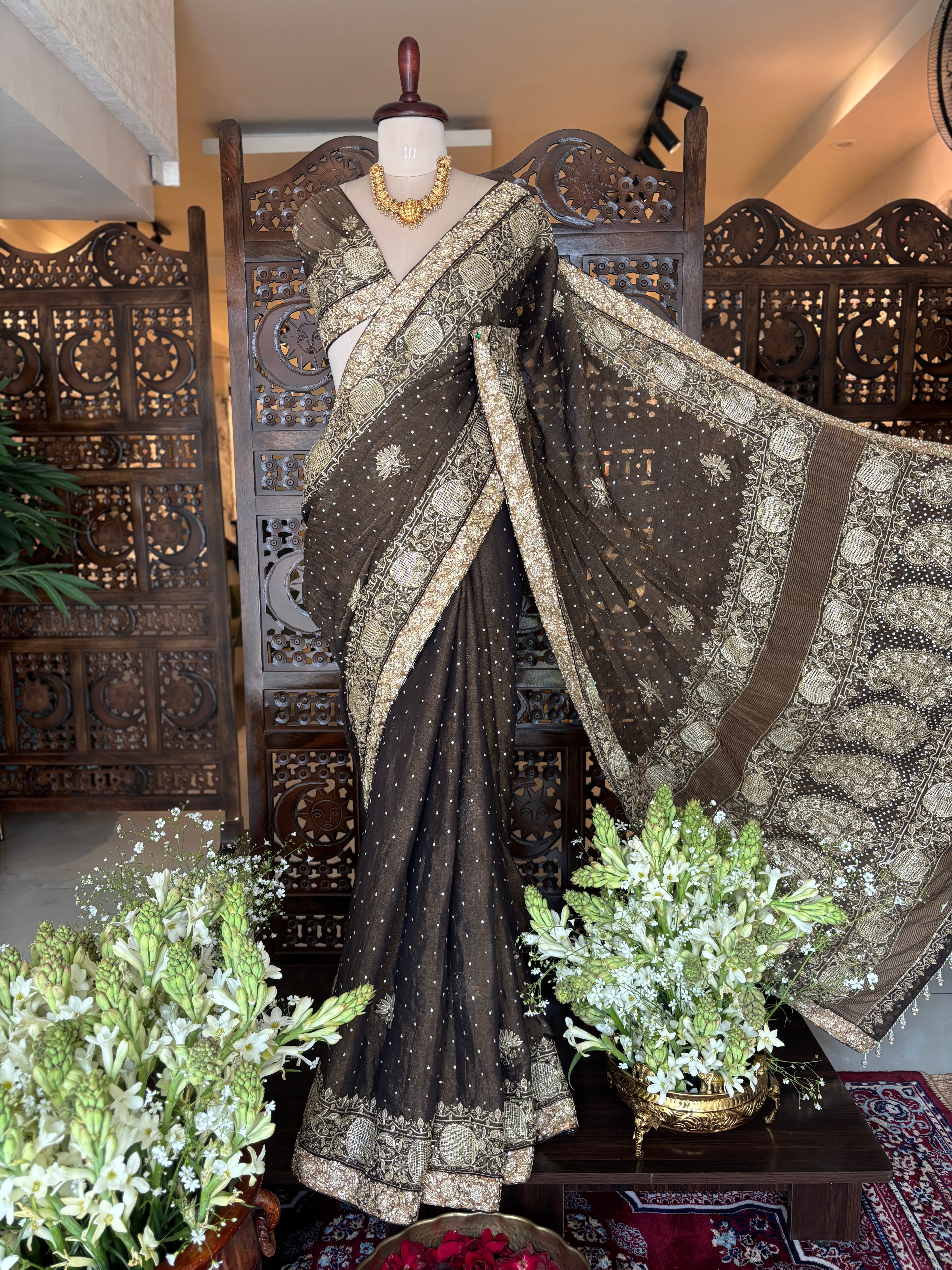 Black Pure and Premium Tissue Chikankari Saree and Blouse - Pleats PleaseChikankari