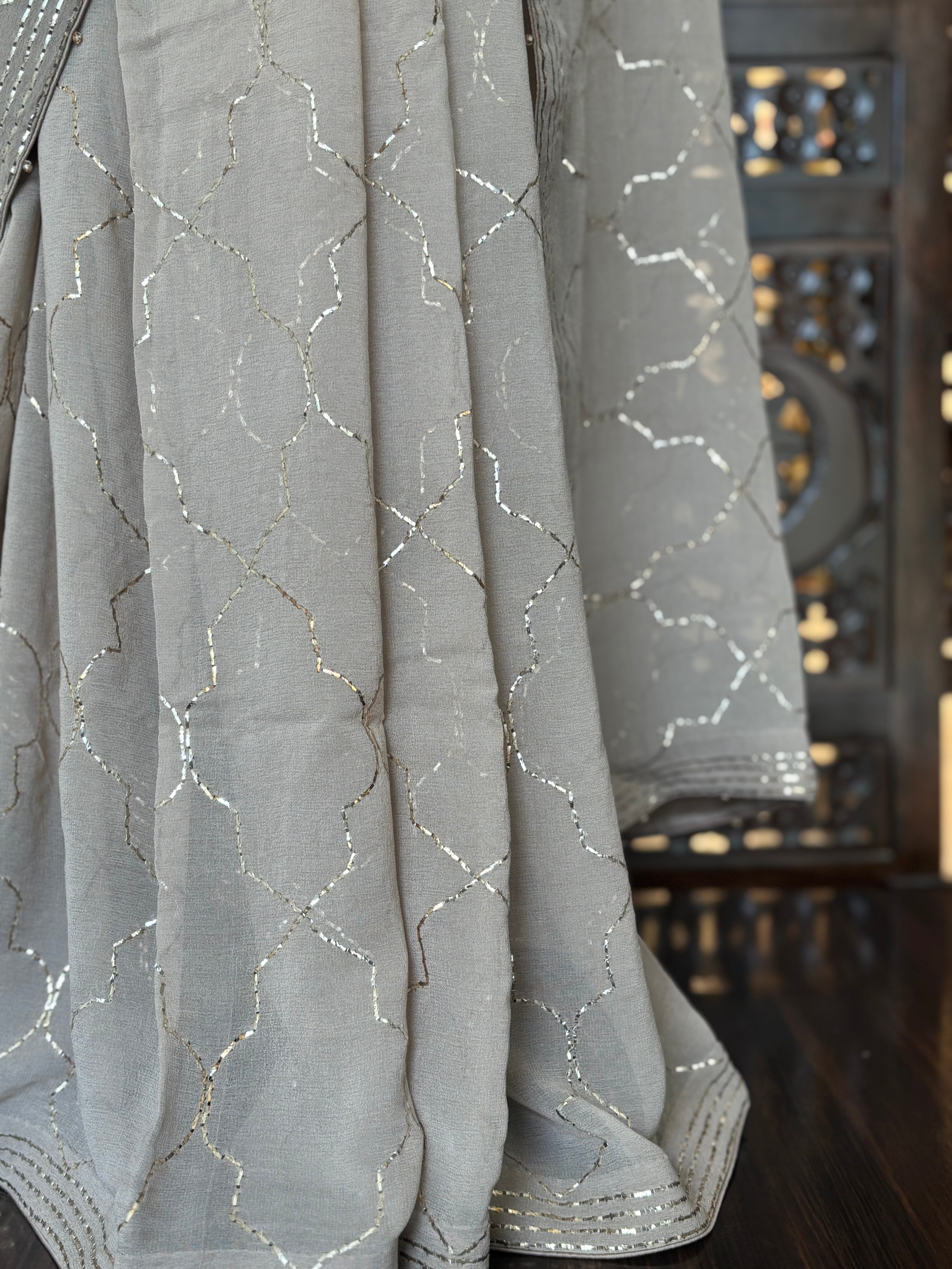 Hazelnut Brown Ombre Pure and Premium Georgette Mukaish Saree