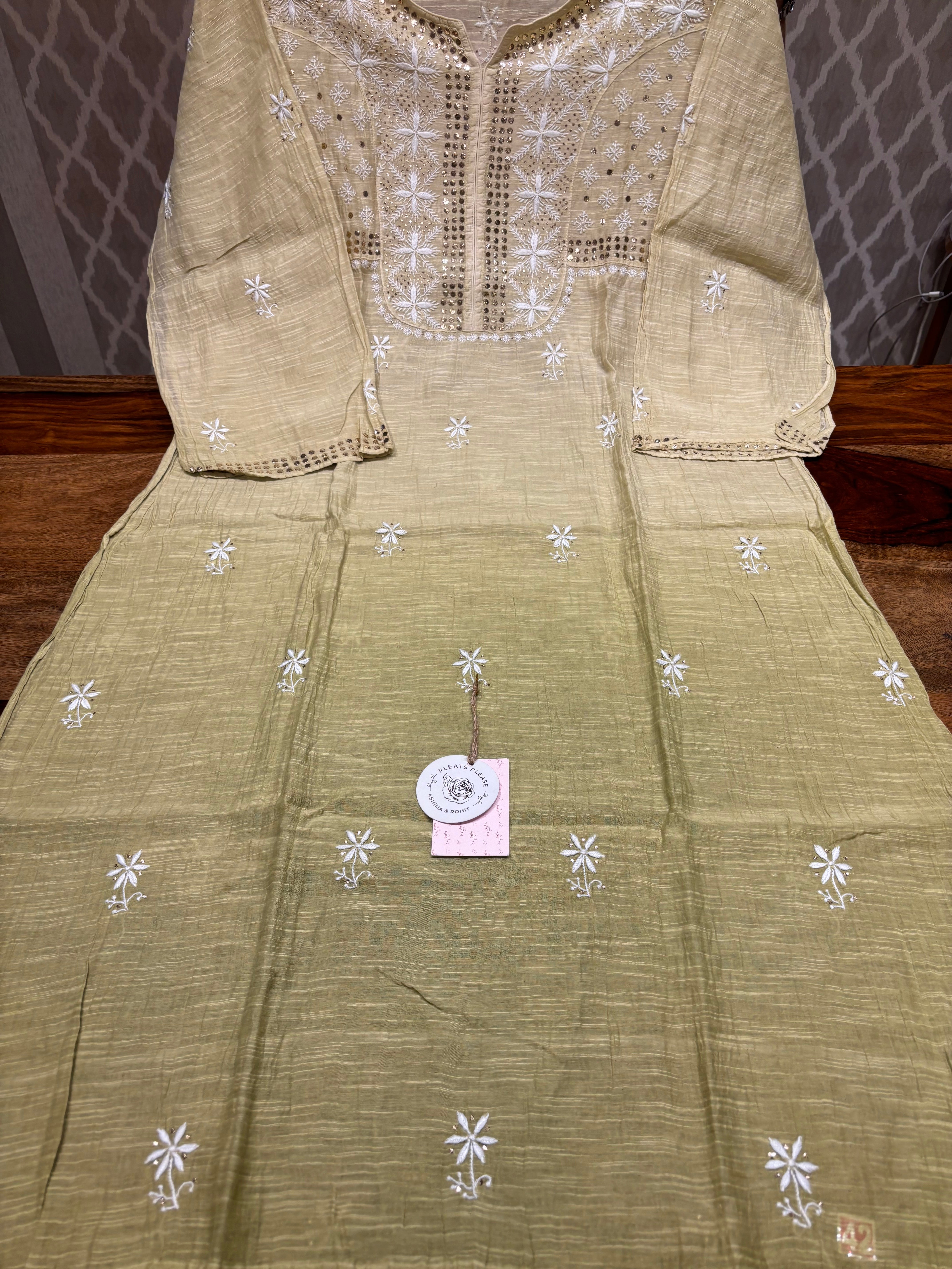 Green Ombre Linen Chikankari Mukaish Kurta
