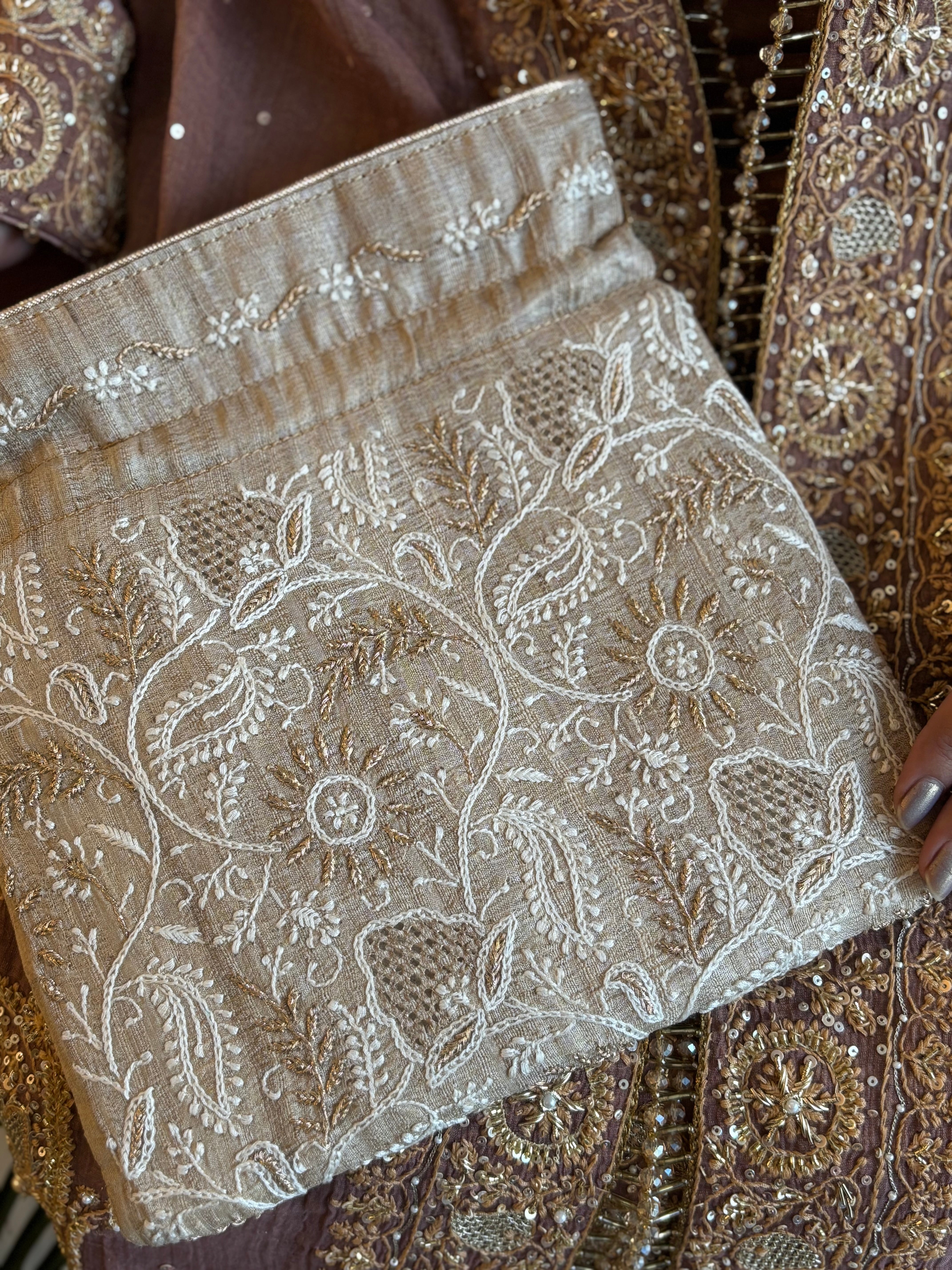 Beige Chikankari Potli