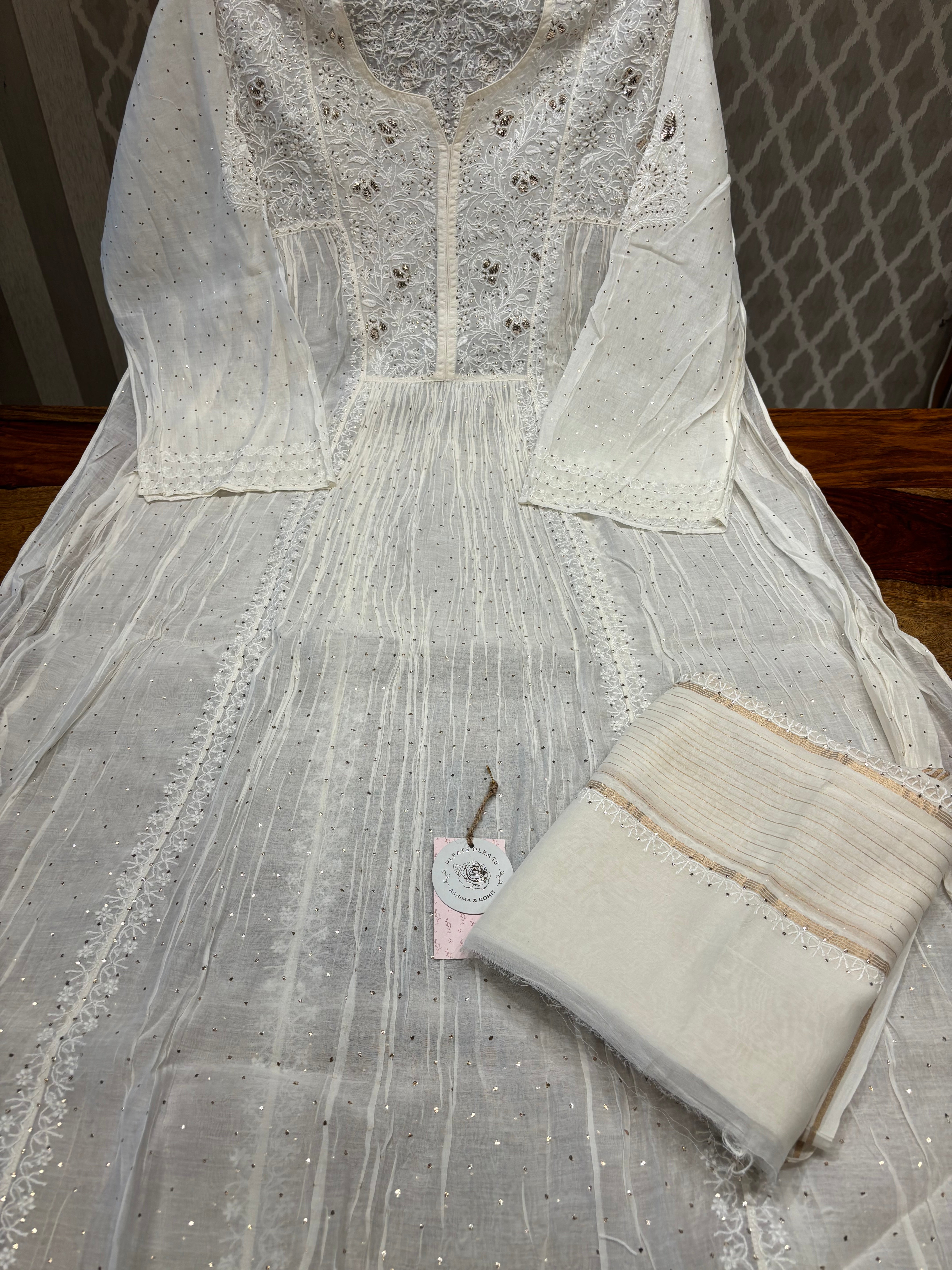 Dyeable Chanderi Mul Chikankari And Mukaish Tunic’s And Dupatta Set