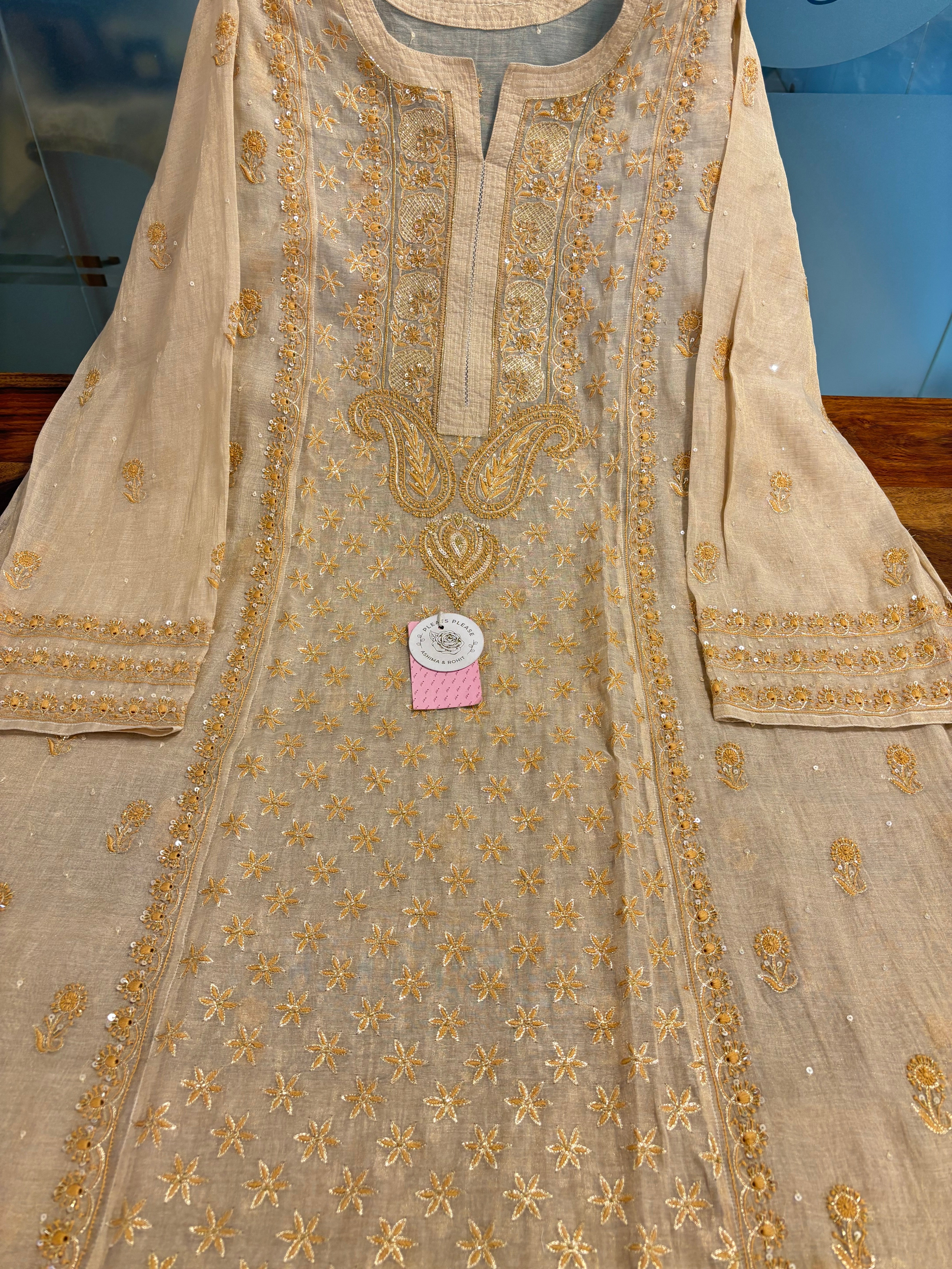 Dyeable Pure Tissue Chikankari Kurta & Dupatta Set - Pleats PleaseChikankari