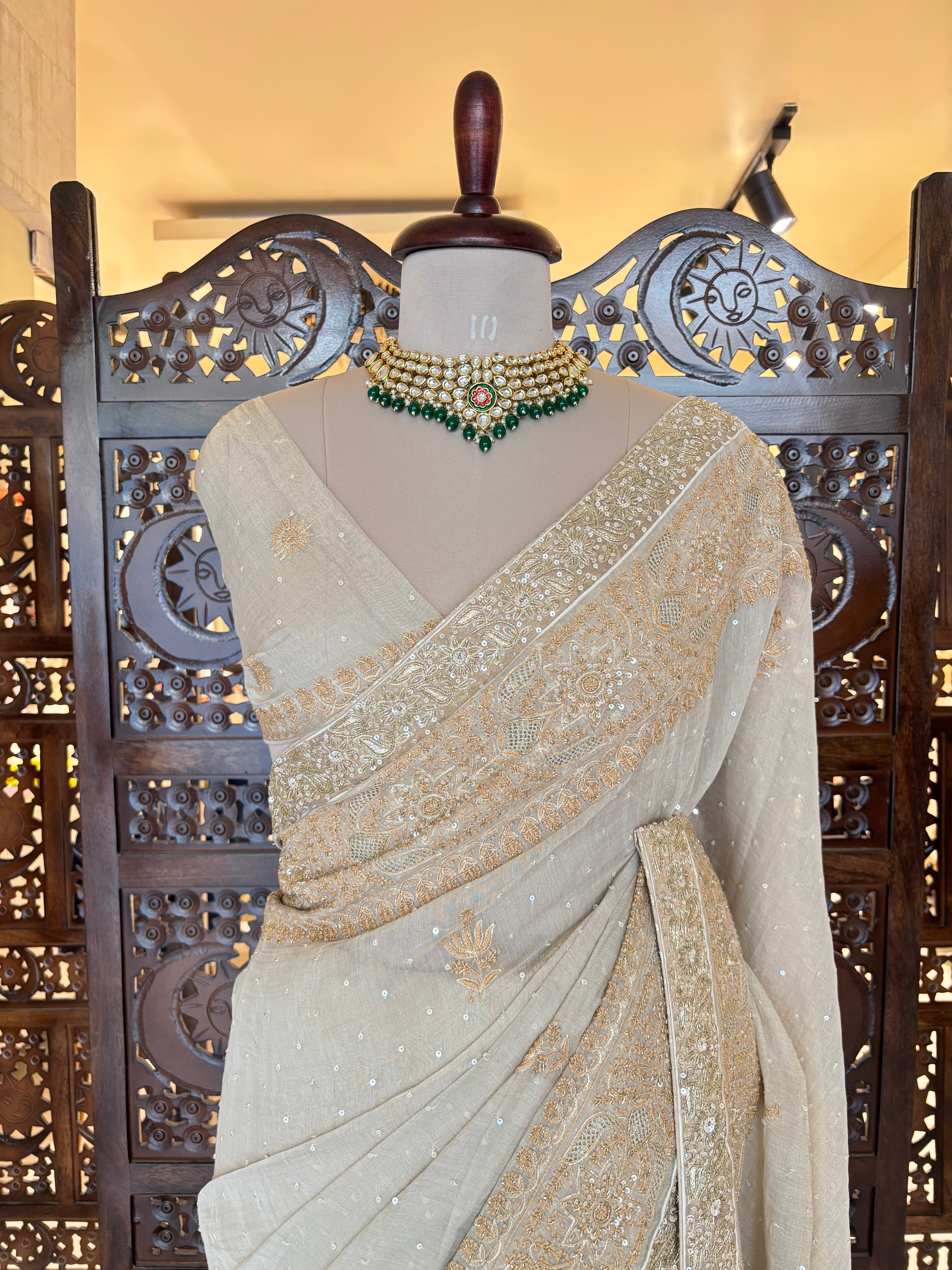 Dyeable Pure & Premium Tissue Chikankari Saree
