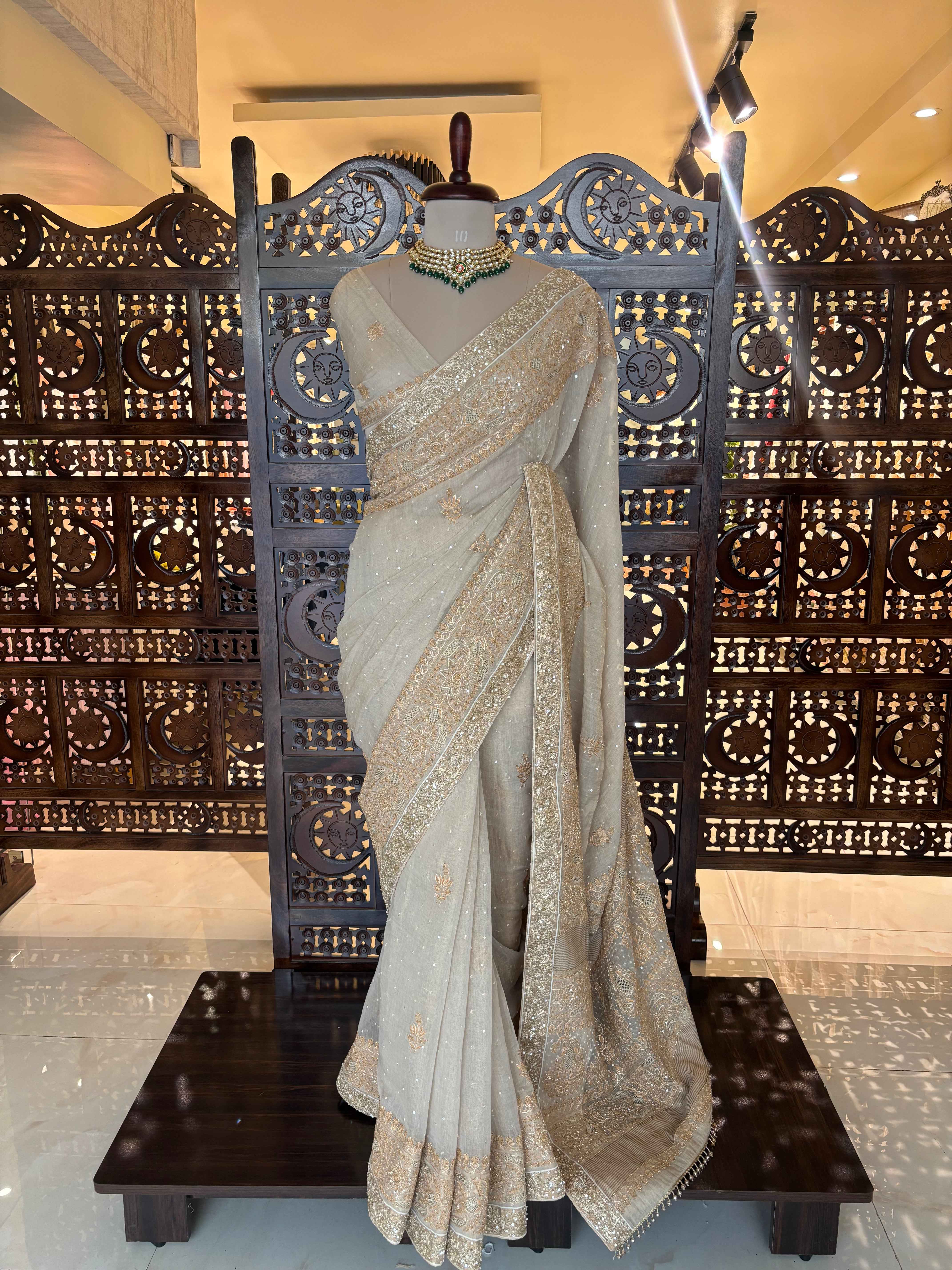 Dyeable Pure & Premium Tissue Chikankari Saree