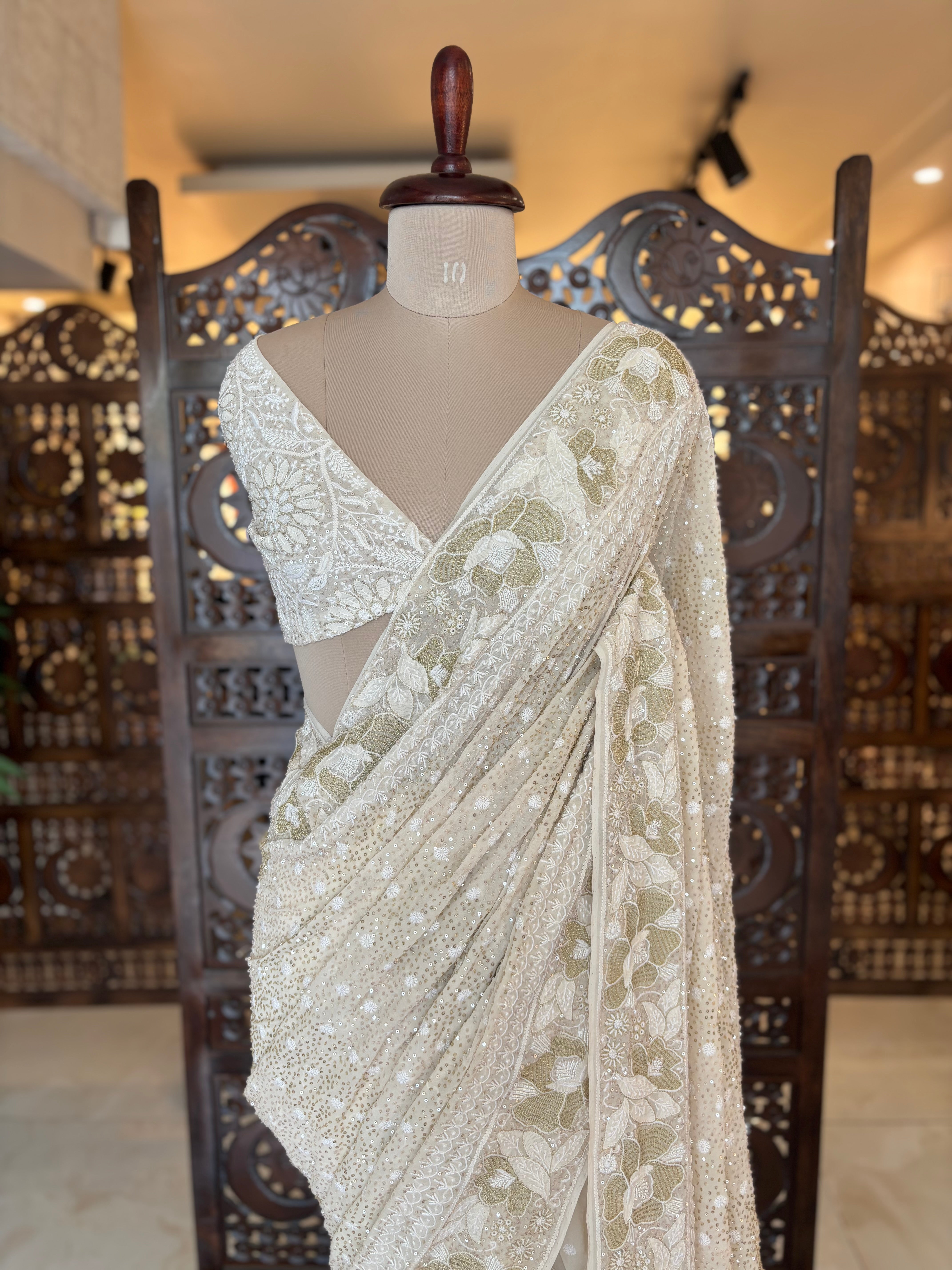 Dyeable Pure & Premium Georgette Chikankari Saree