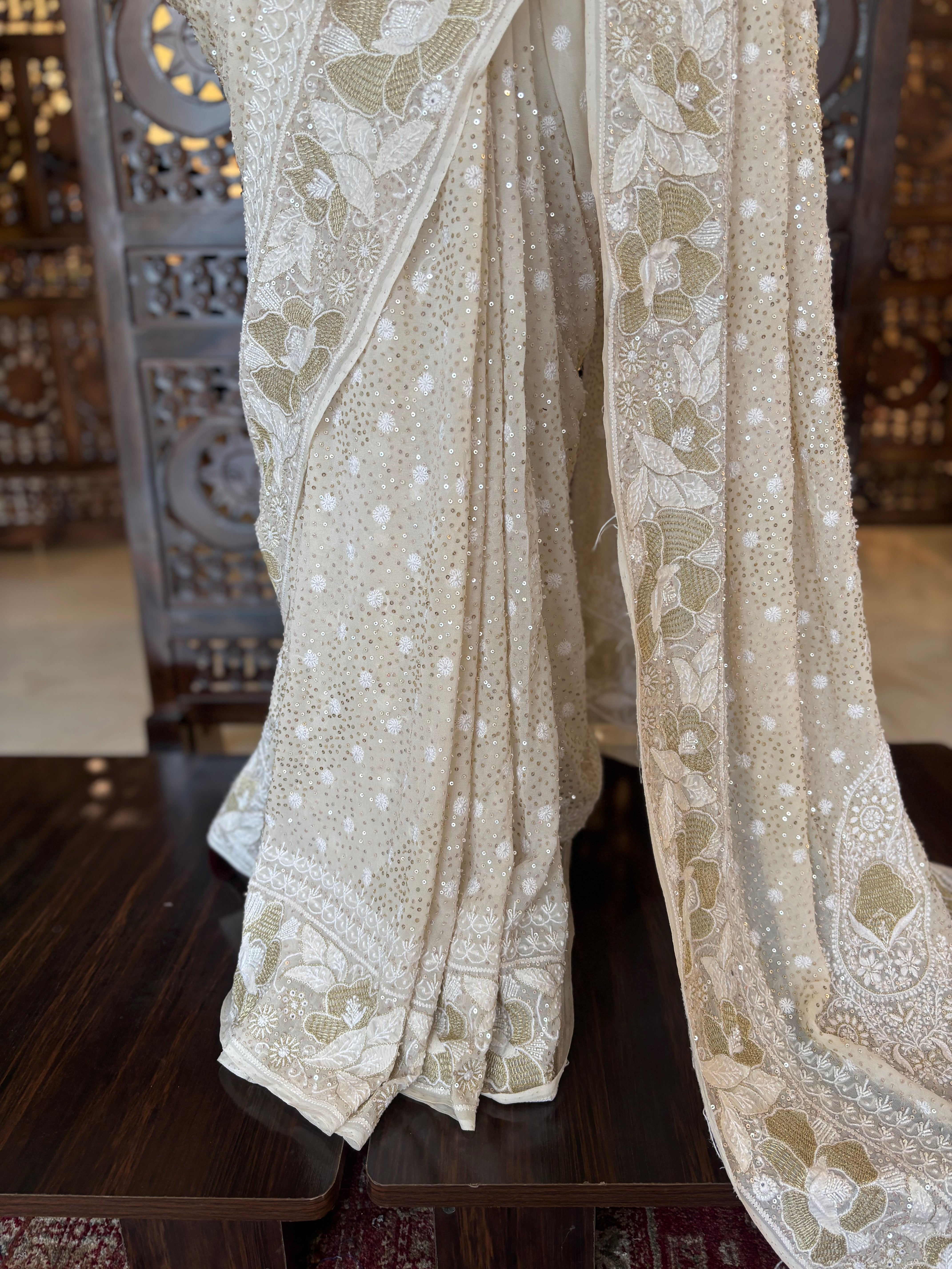 Dyeable Pure & Premium Georgette Chikankari Saree