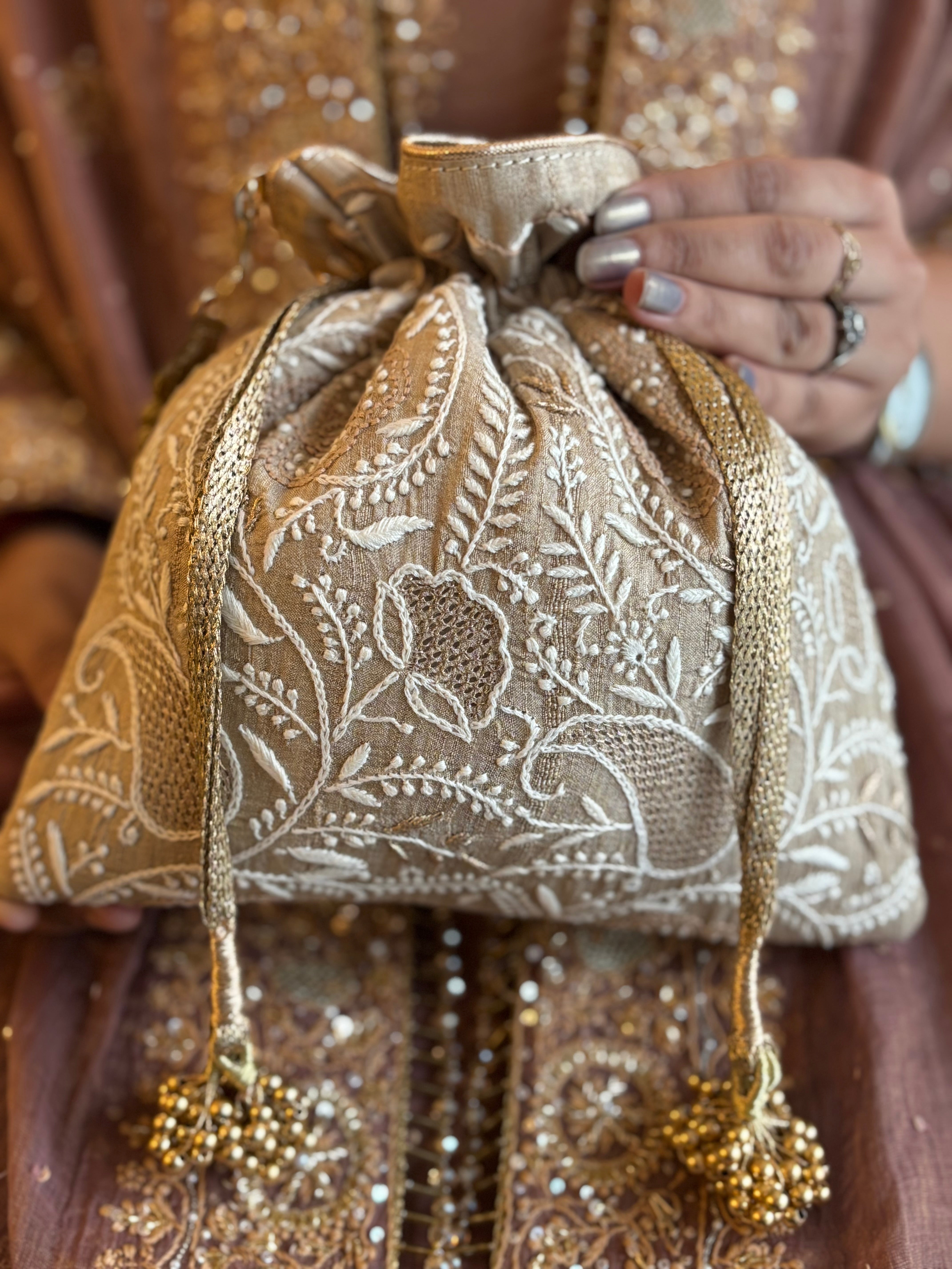 Beige Chikankari Potli