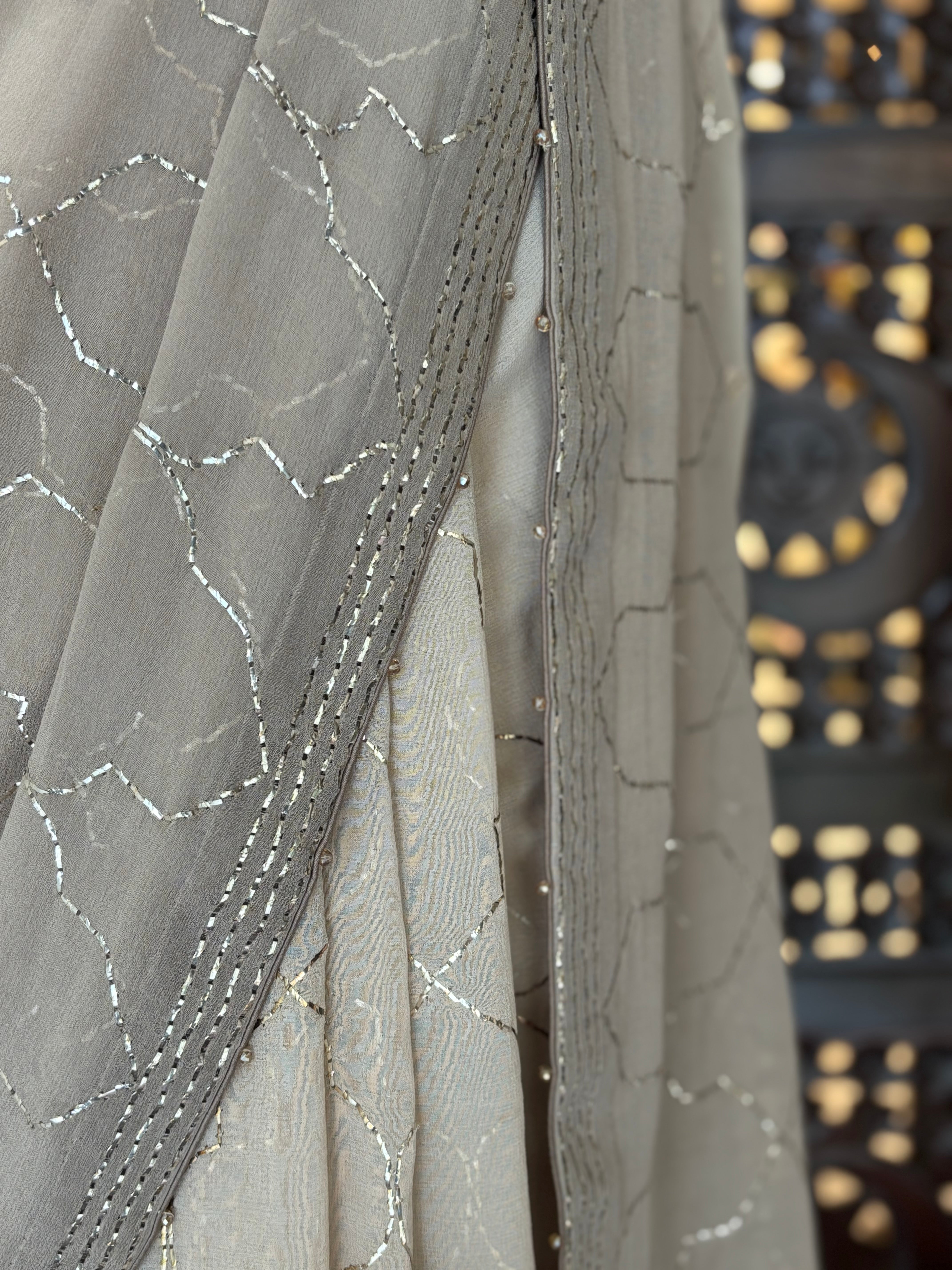 Hazelnut Brown Ombre Pure and Premium Georgette Mukaish Saree