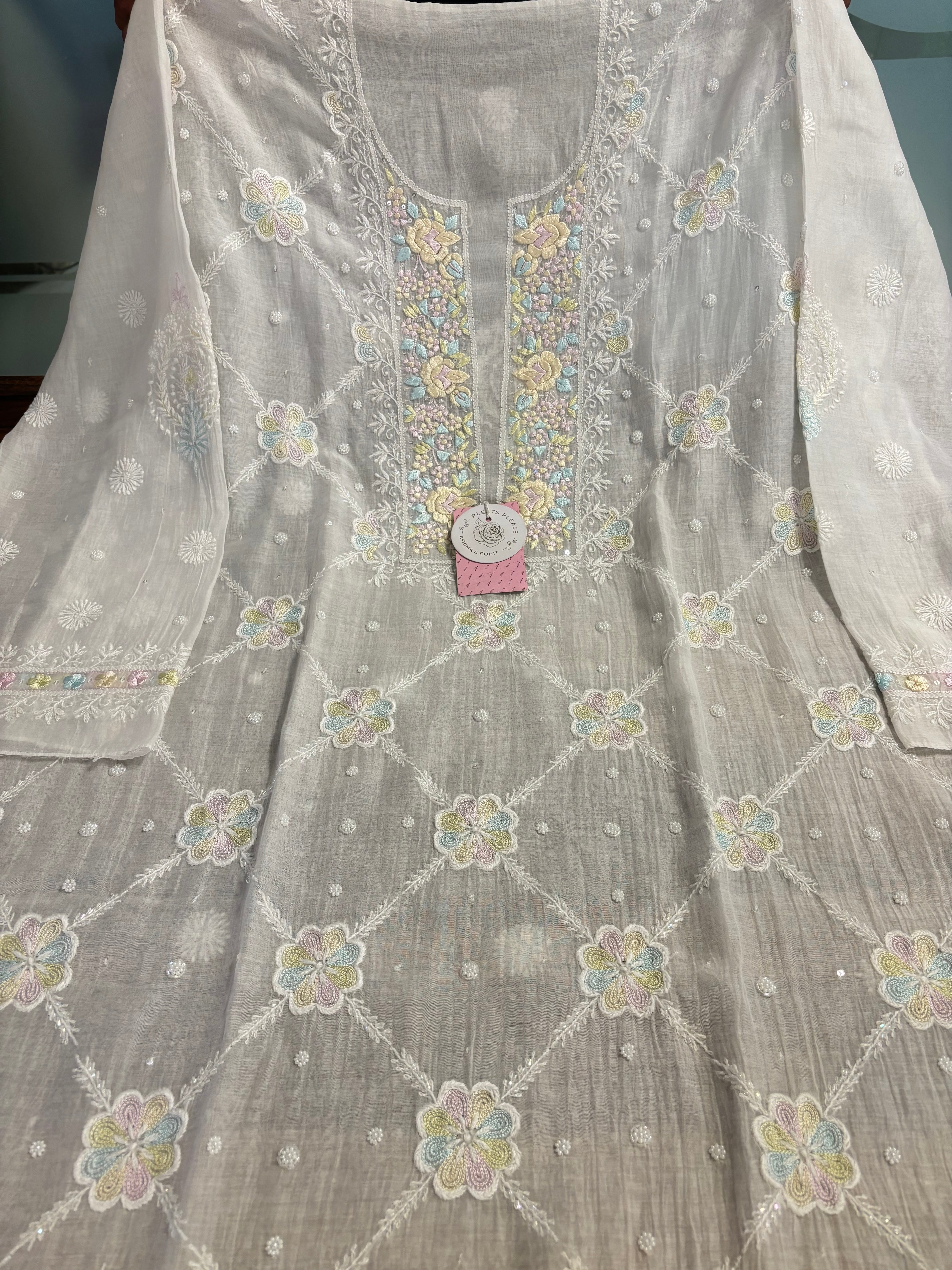 Dyeable Chanderi Mul Chikankari Kurta & Dupatta