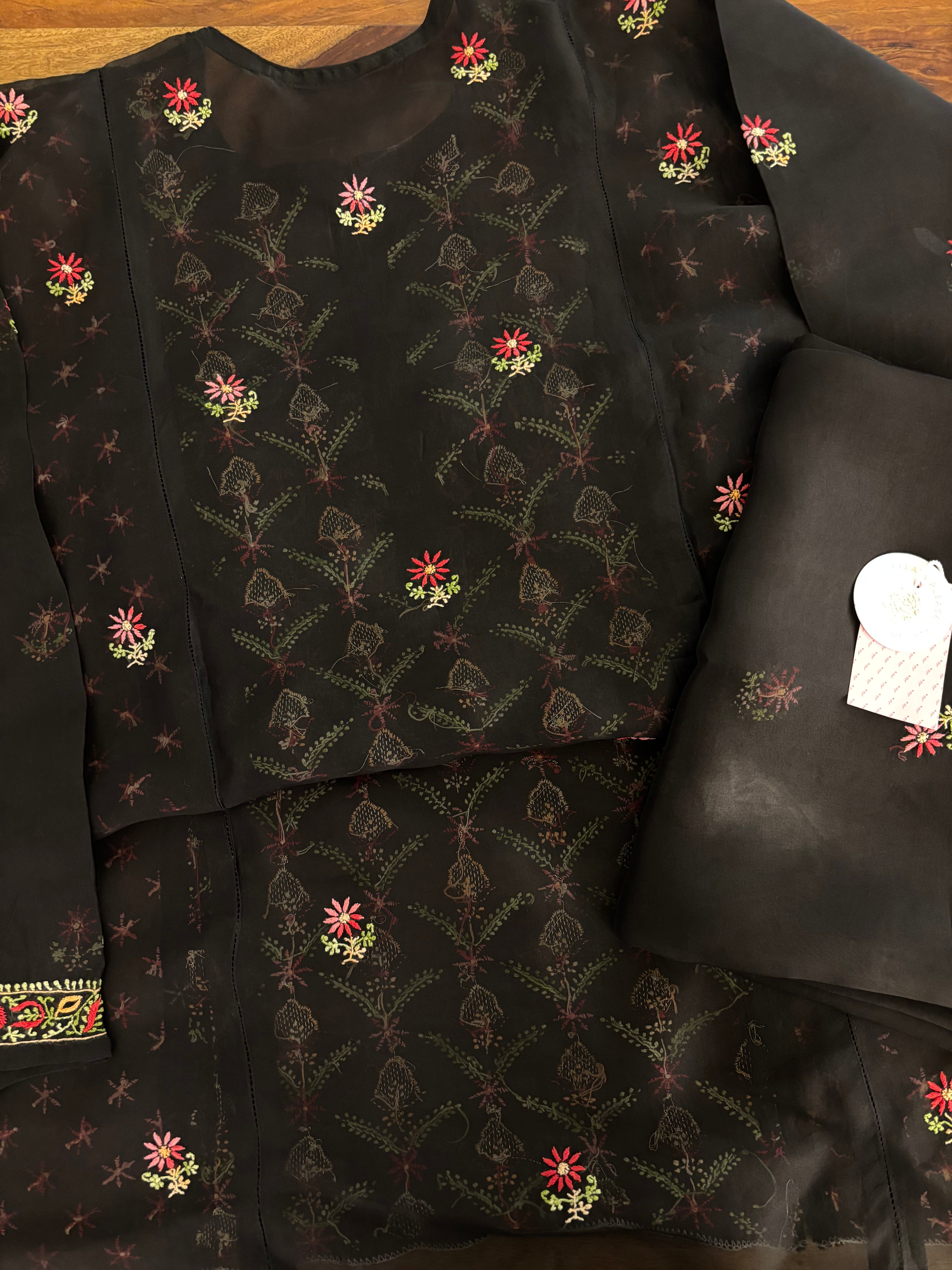 Black Organza Chikankari Kurta & Dupatta - Pleats PleaseChikankari