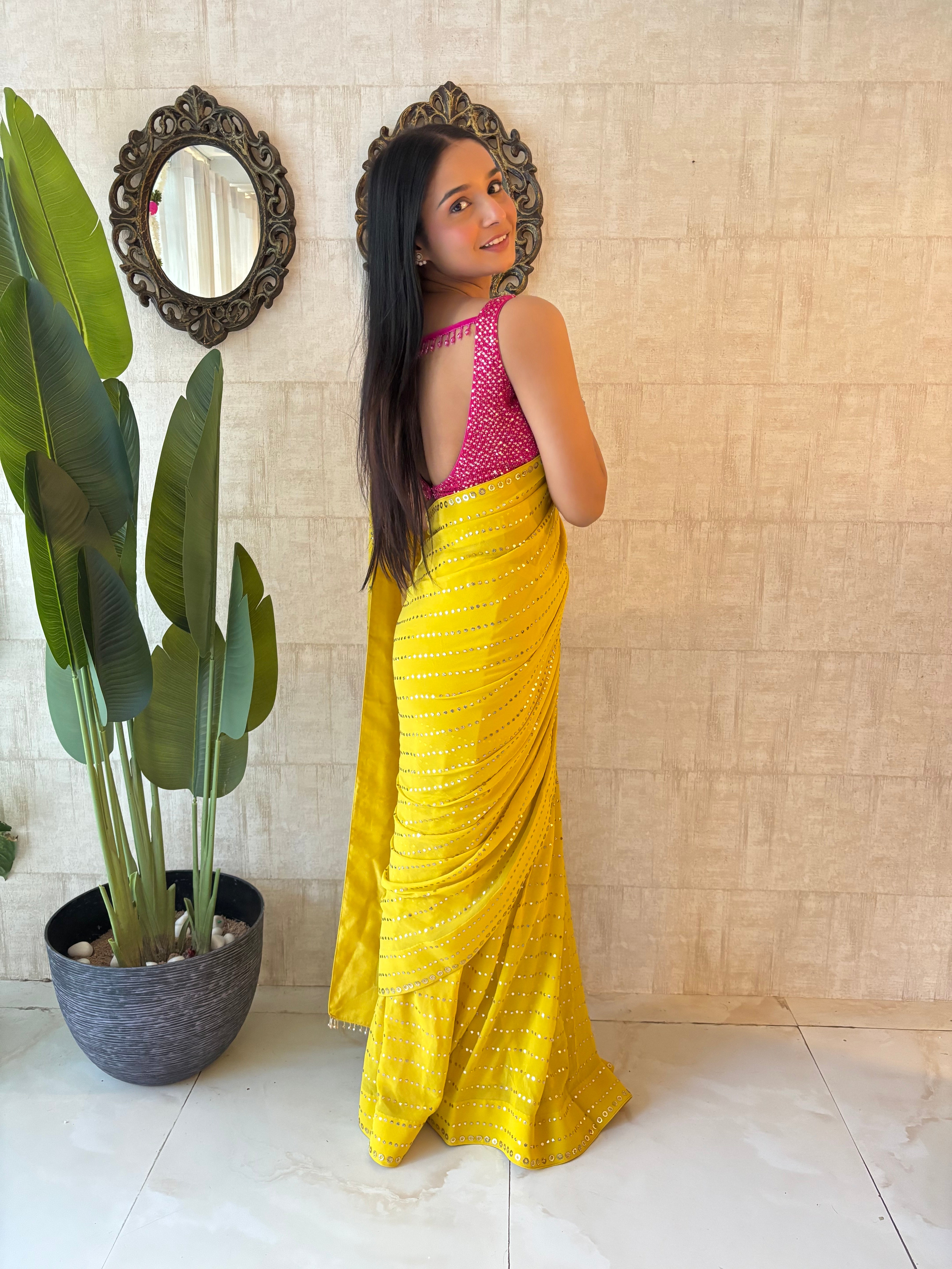 Dhaani Green Pure & Premium Georgette Mukaish Saree & Blouse