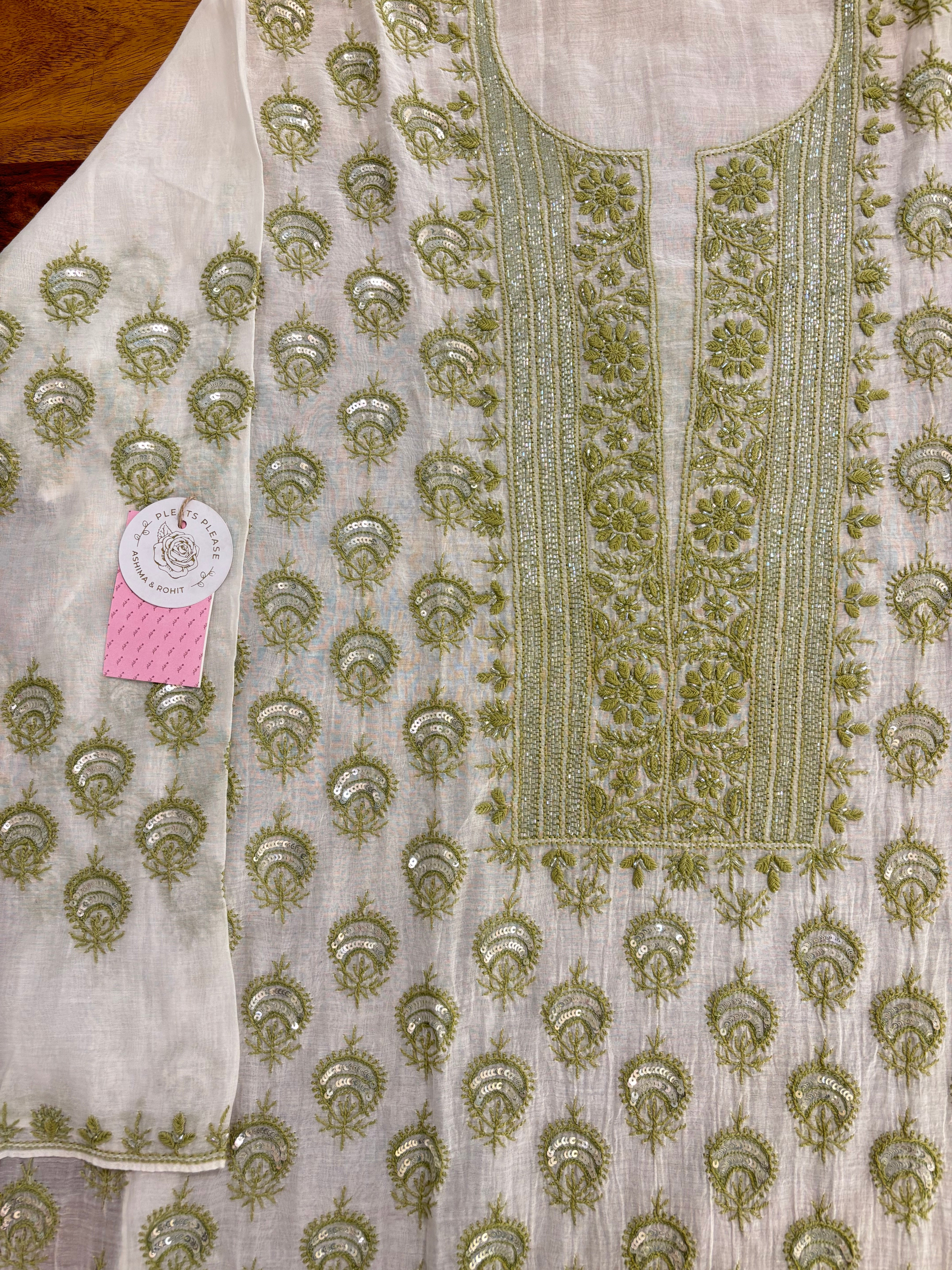 Dyeable Chanderi Chikankari Kurta & Dupatta - Pleats PleaseChikankari