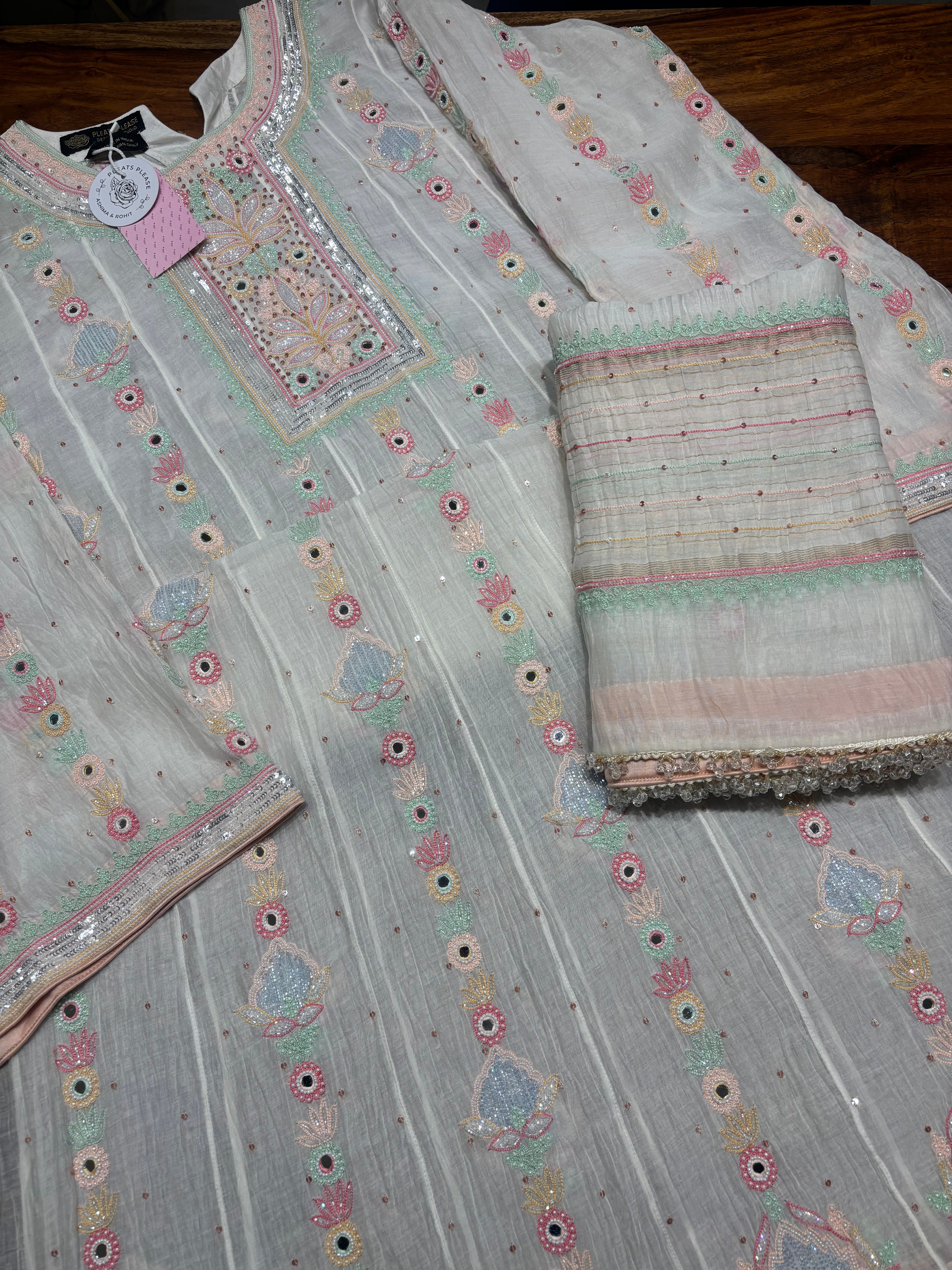 Dyeable Chanderi Mul Chikankari Kurta & Dupatta Set