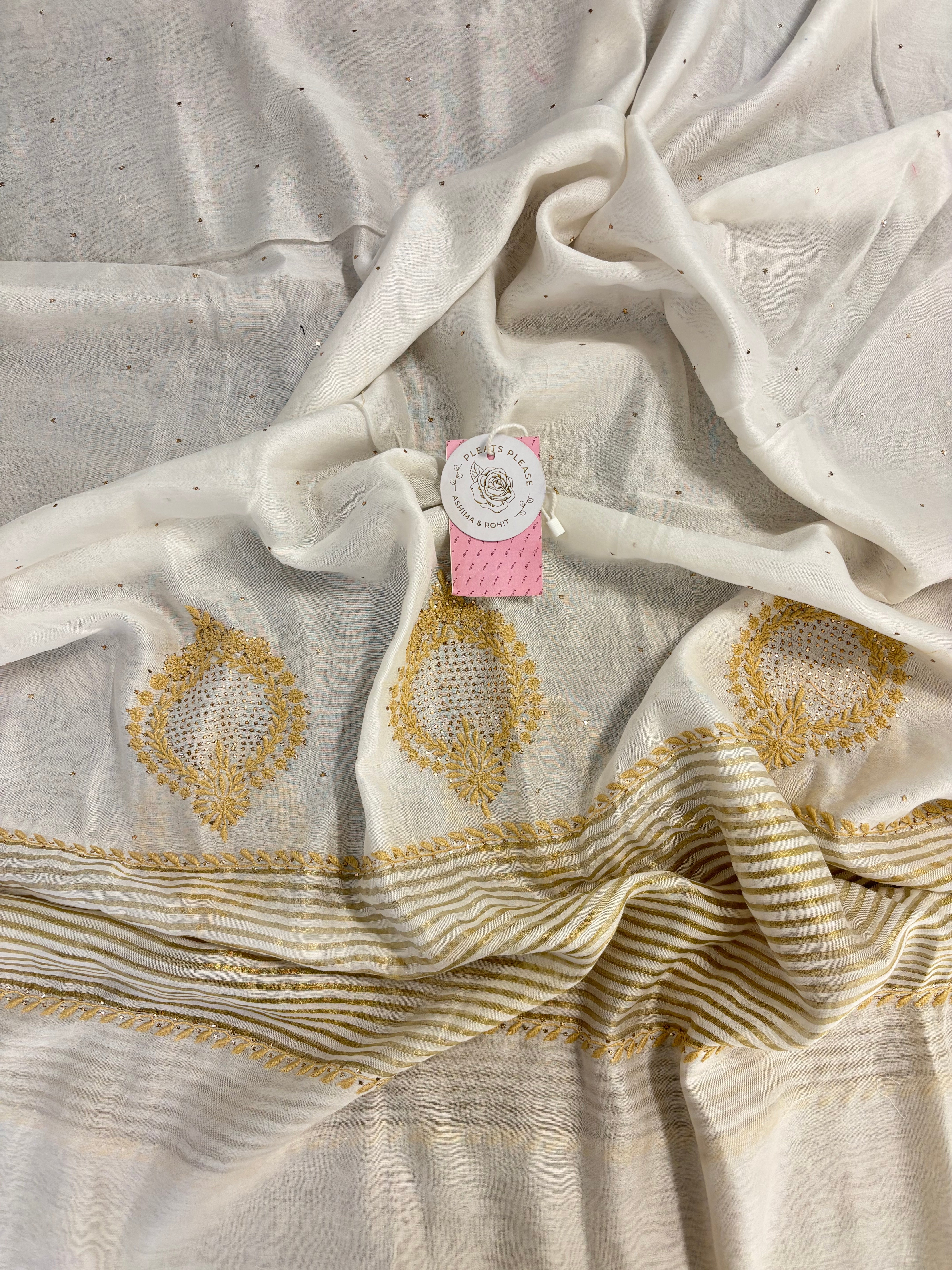 Dyeable Chanderi Chikankari Mukaish Kurta & Dupatta - Pleats PleaseChikankari