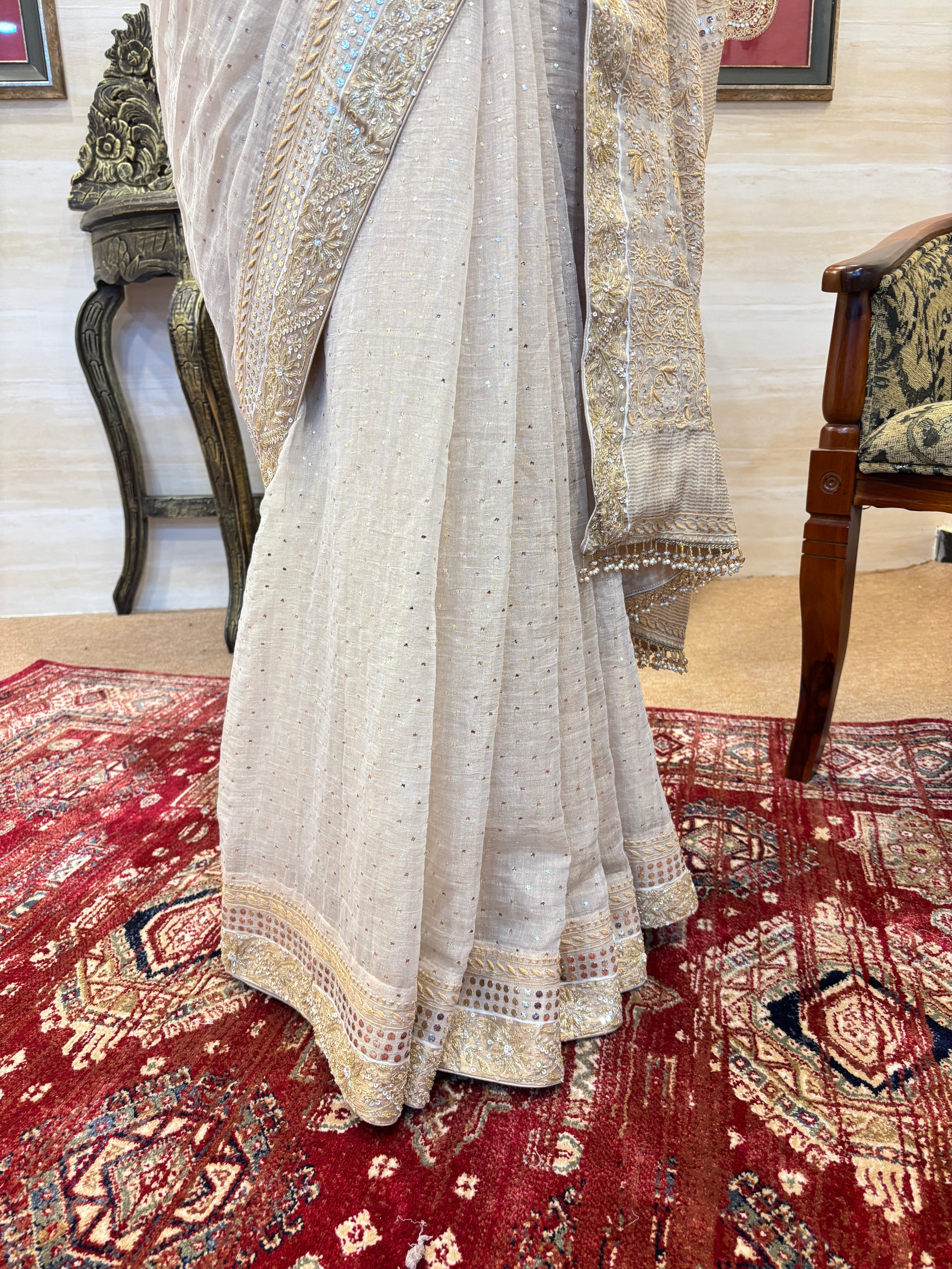 Dyeable Pure & Premium Tissue Chikankari Saree