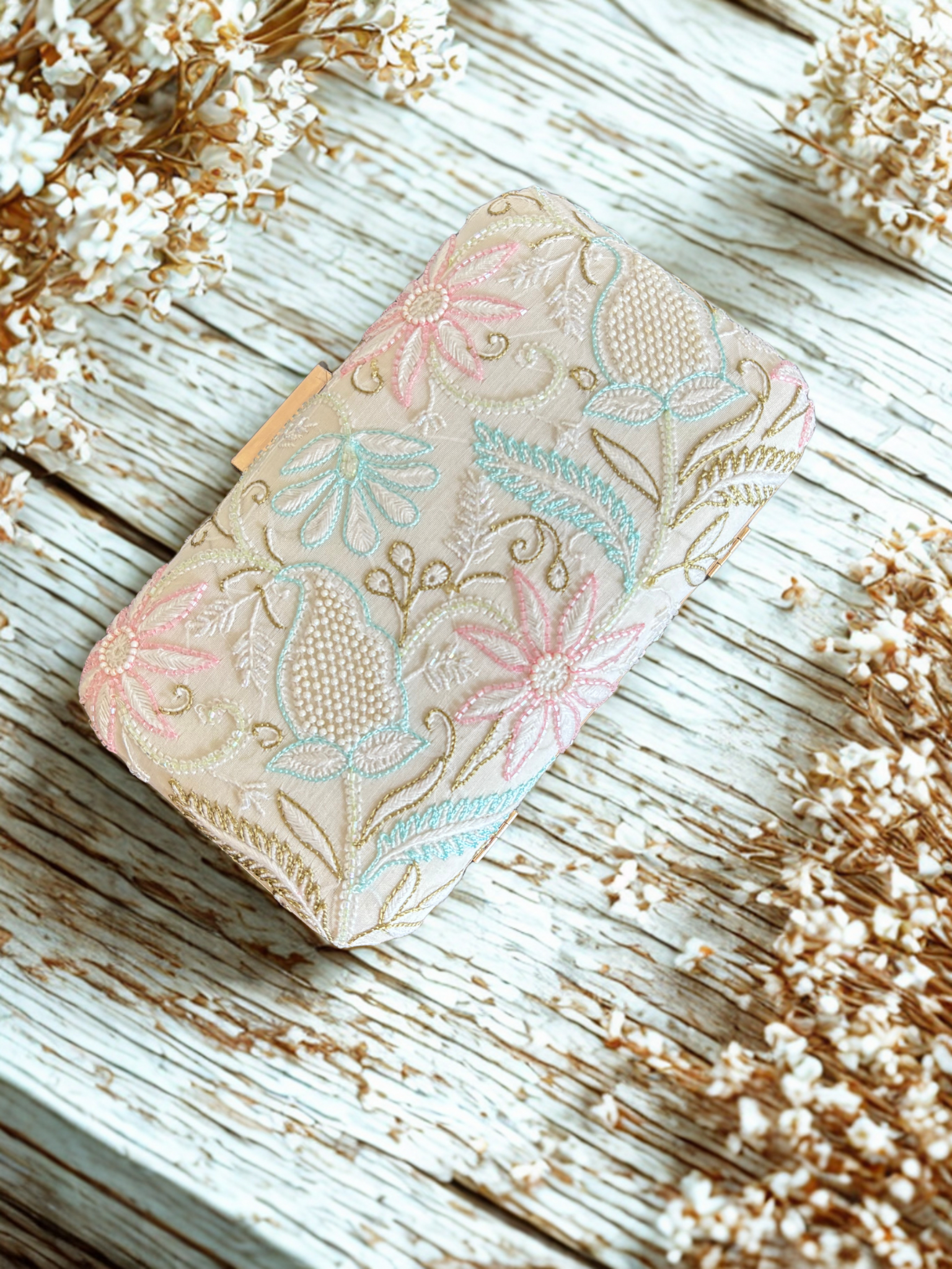 Off White Chikankari Clutch