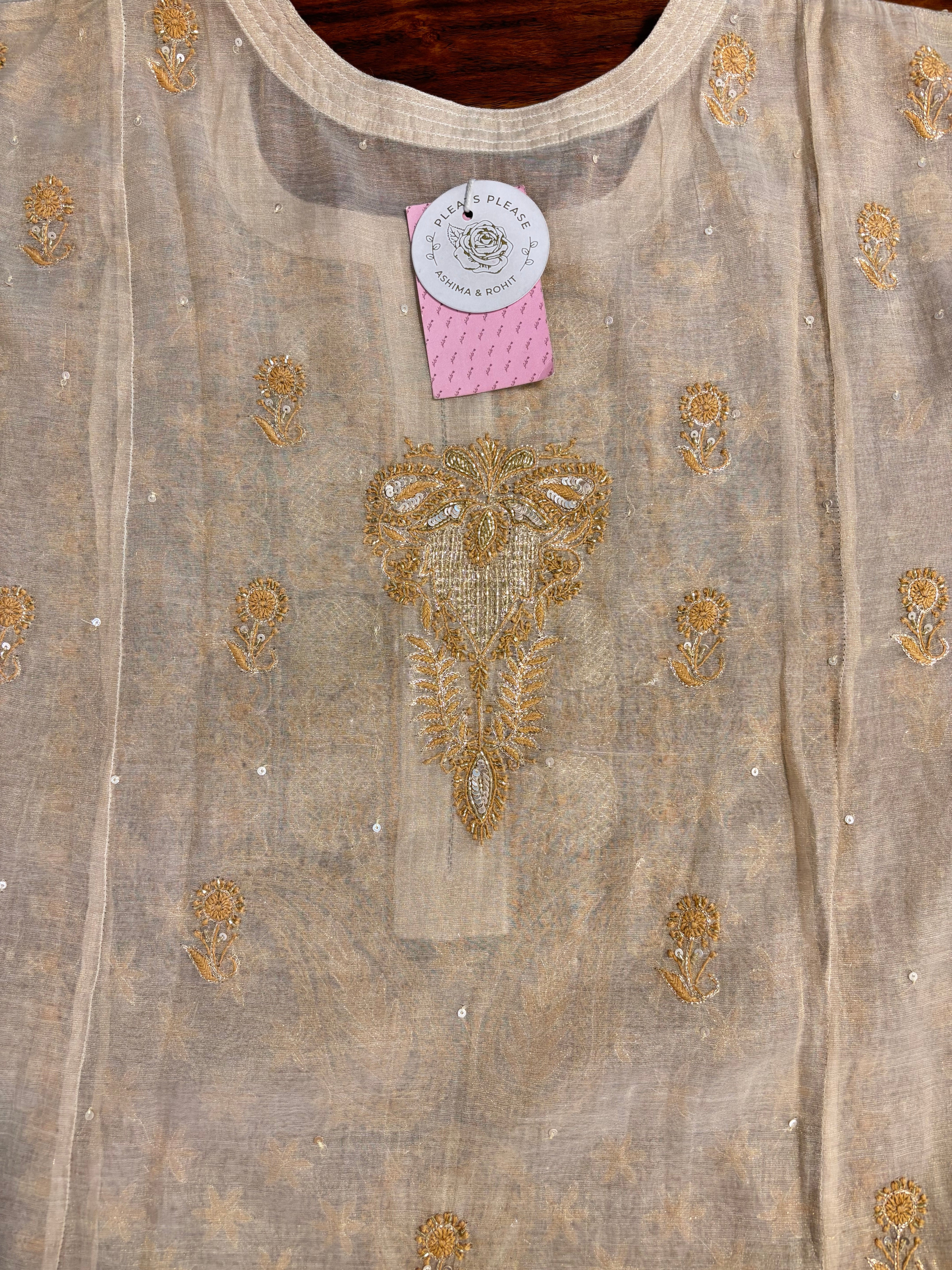Dyeable Pure Tissue Chikankari Kurta & Dupatta Set - Pleats PleaseChikankari
