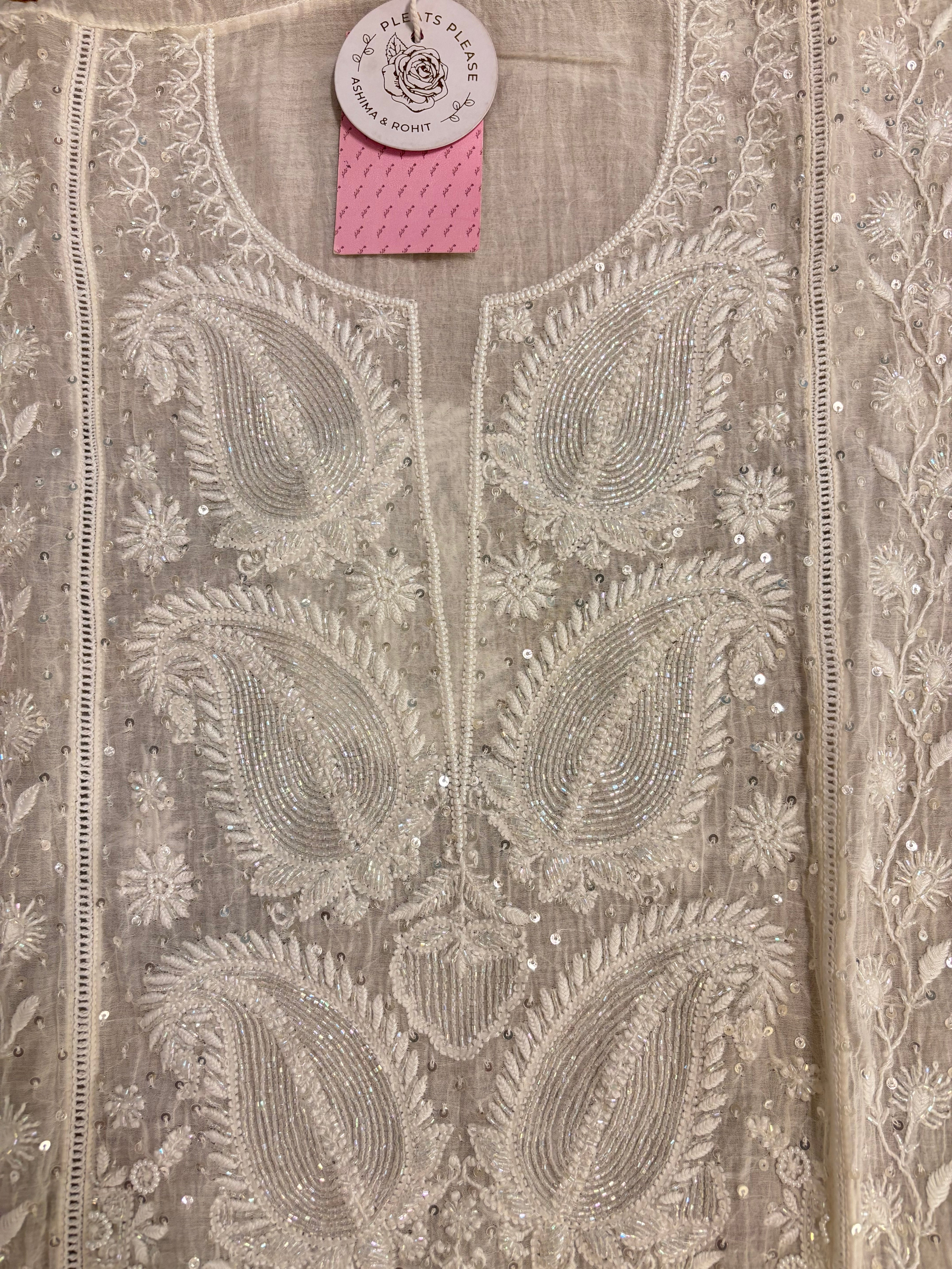 Dyeable Chnderi Mul Chikankari Kurta & Dupatta