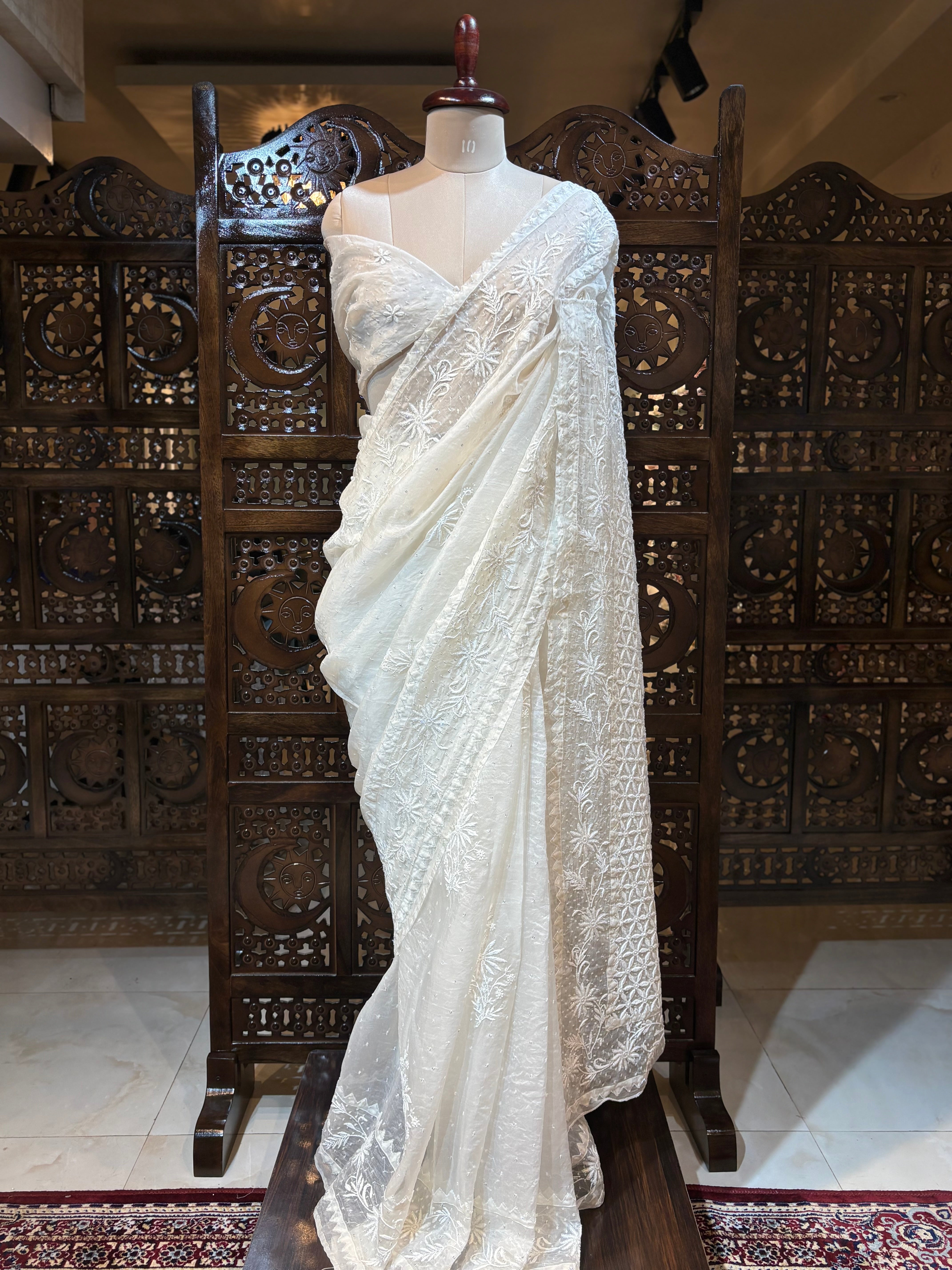 Dyeable Pure & Premium Organza Chikankari Saree & Blouse