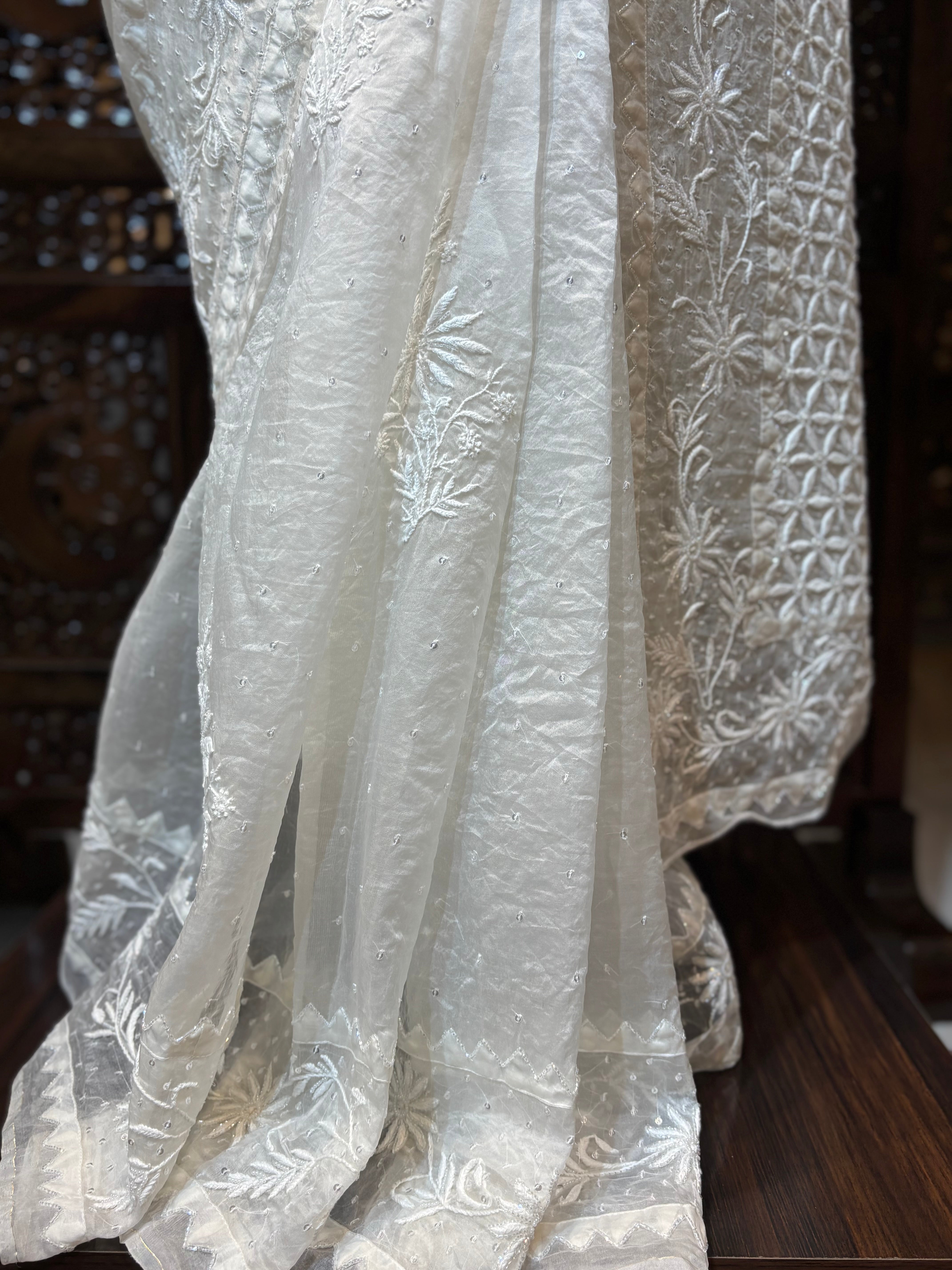 Dyeable Pure & Premium Organza Chikankari Saree & Blouse