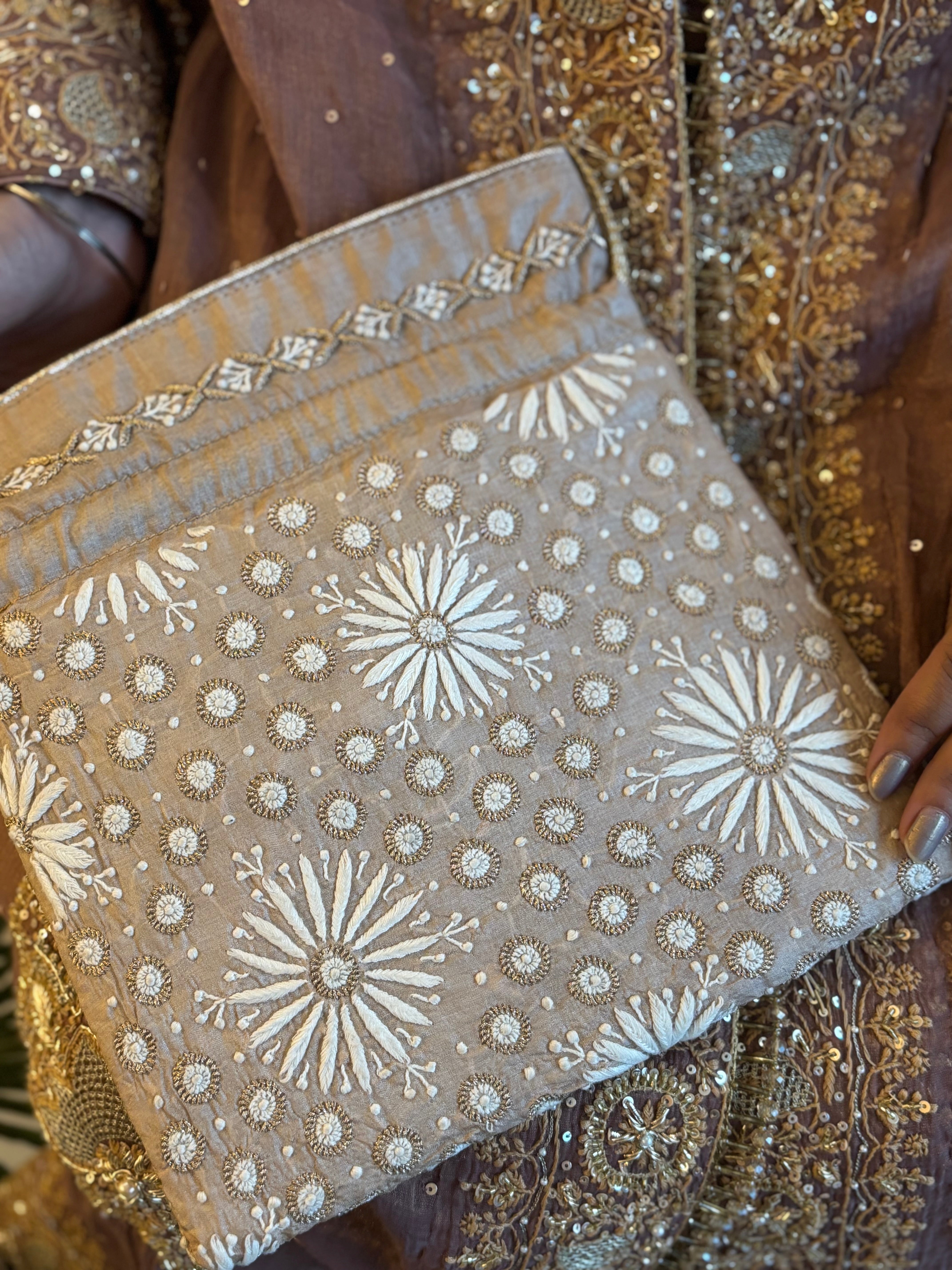 Beige Chikankari Potli