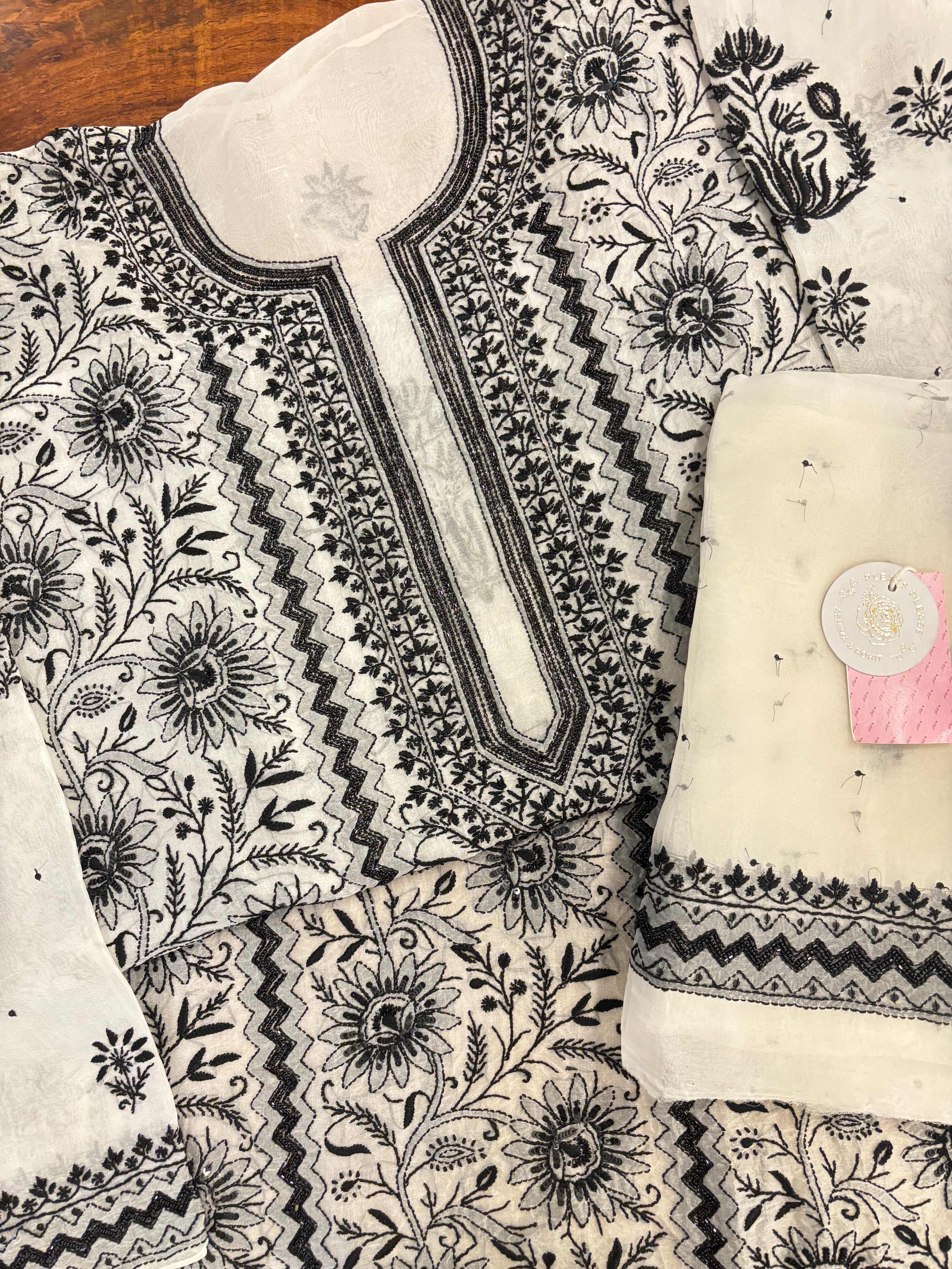 Dyeable Organza Chikankari Kurta & Dupatta - Pleats PleaseChikankari