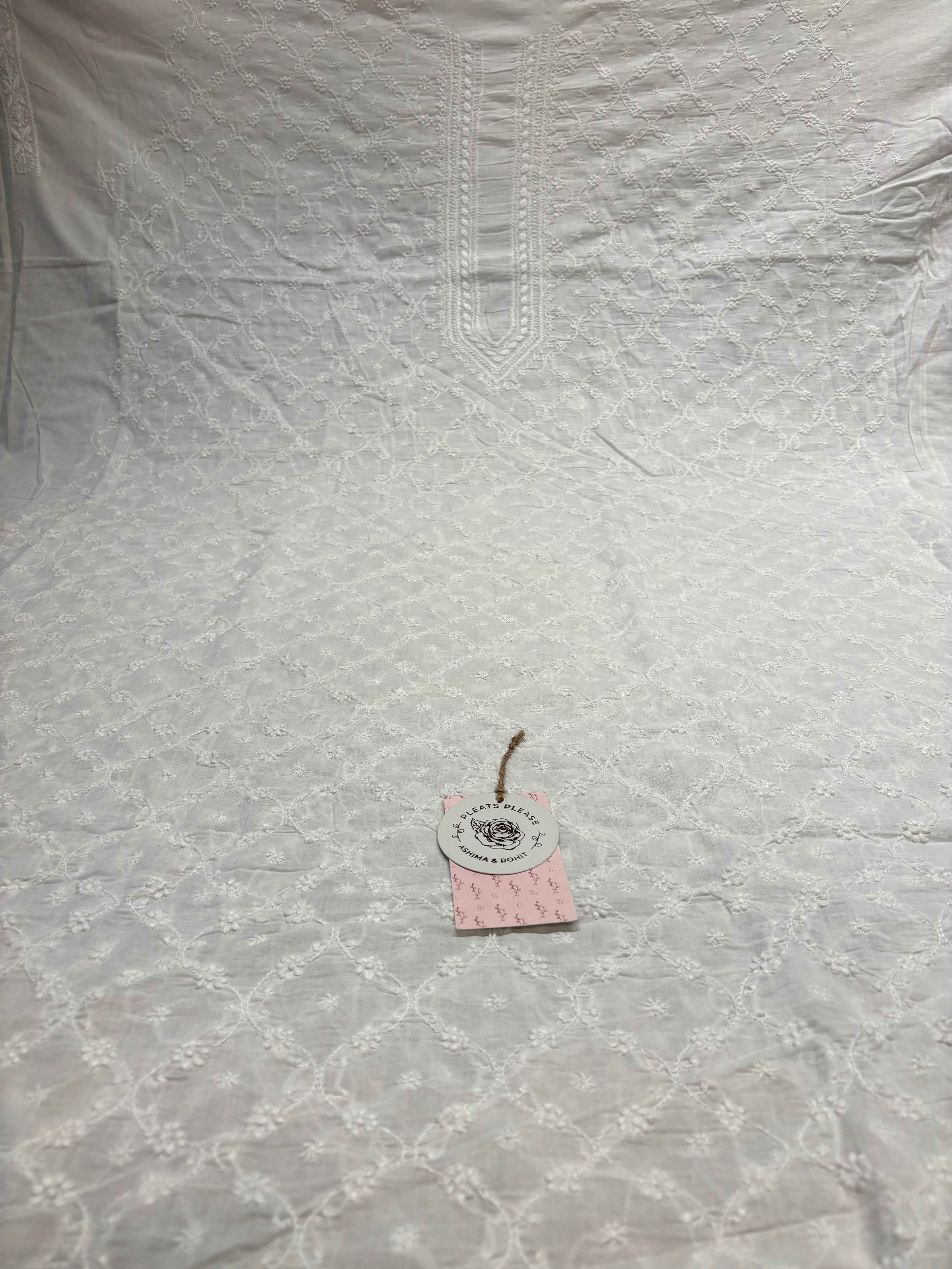 White Mul Chikankari Men’s Kurta - Pleats PleaseChikankari