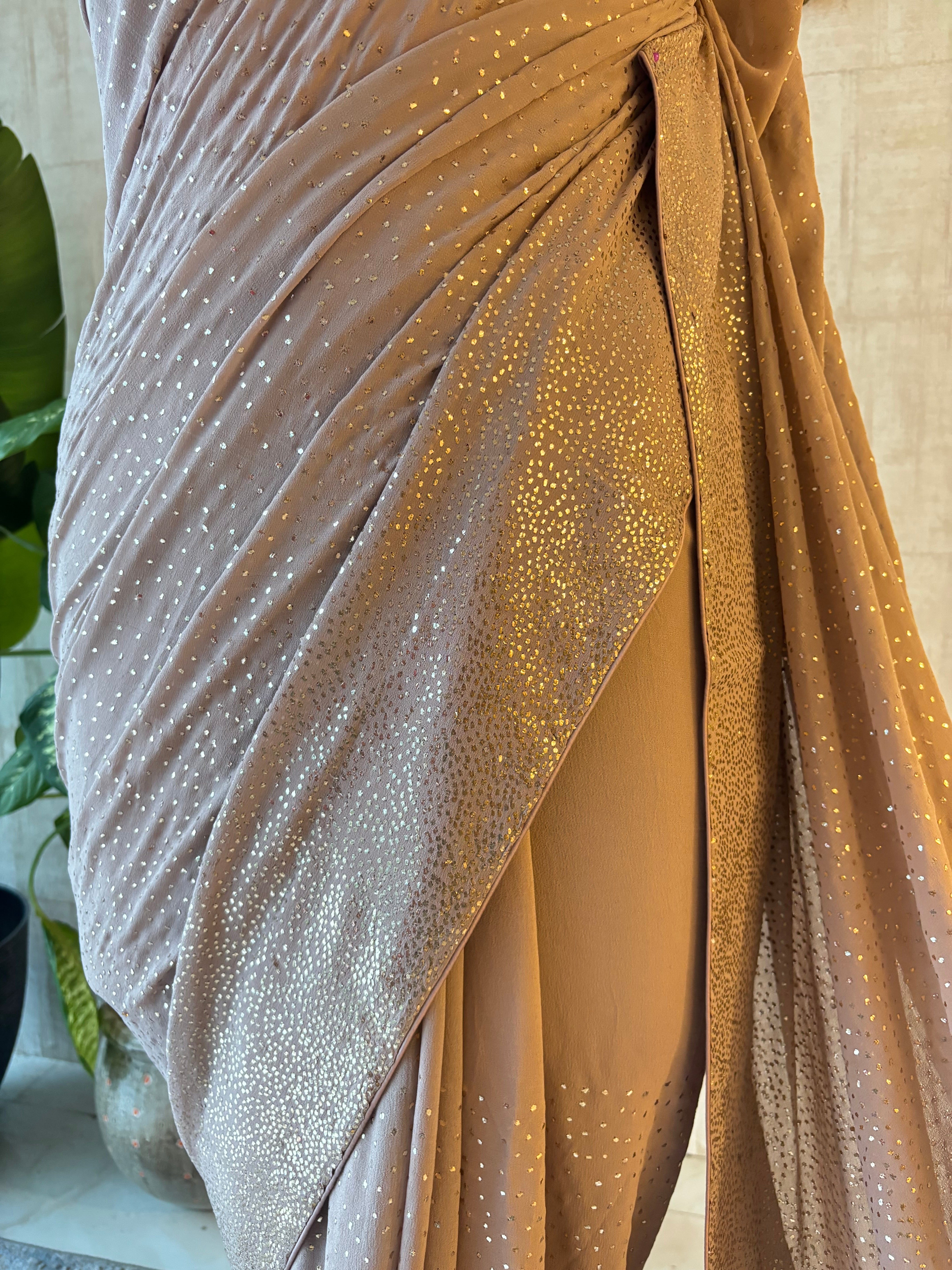 Brown Pure & Premium Georgette Mukaish Saree & Blouse