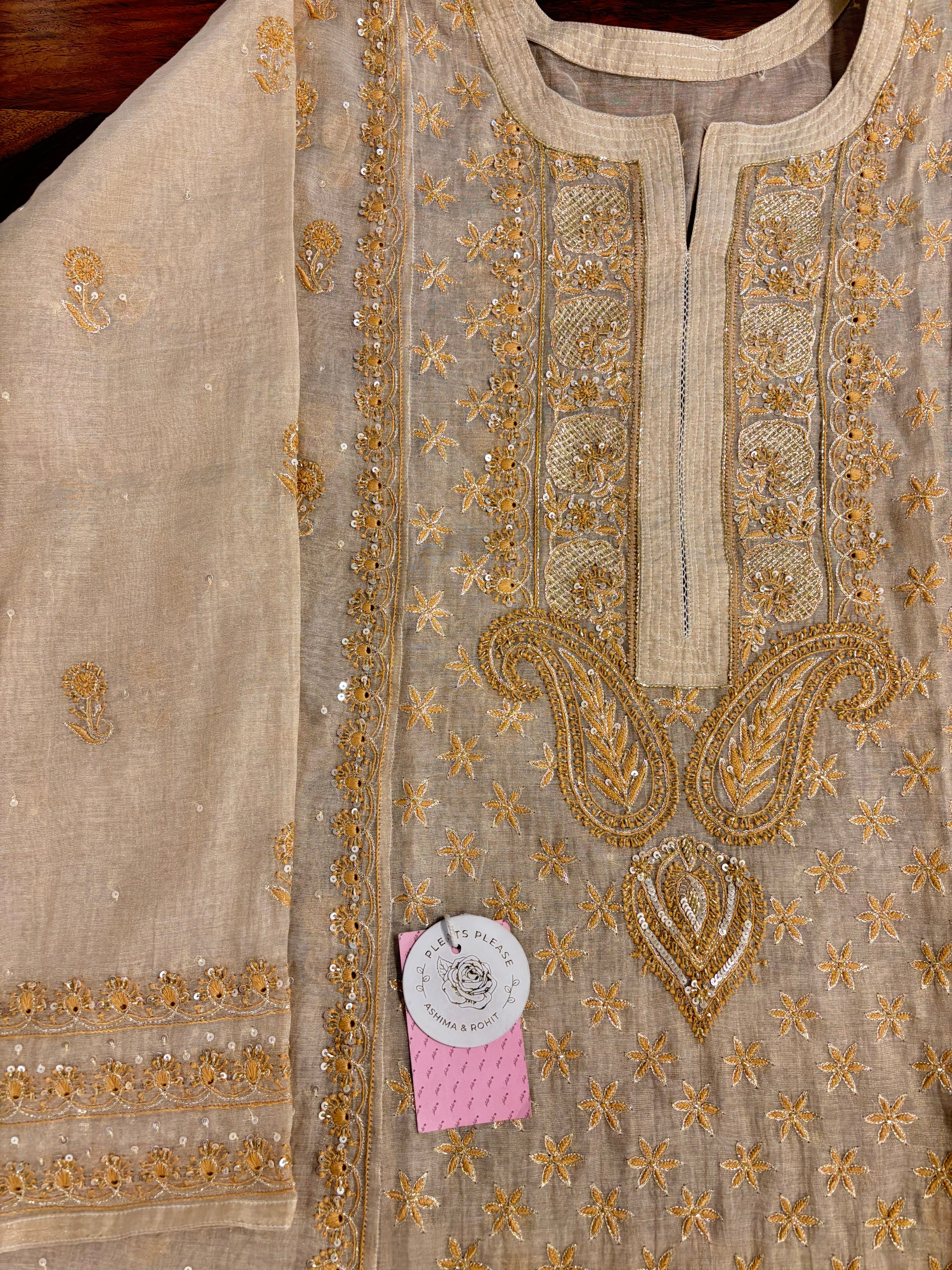 Dyeable Pure Tissue Chikankari Kurta & Dupatta Set - Pleats PleaseChikankari