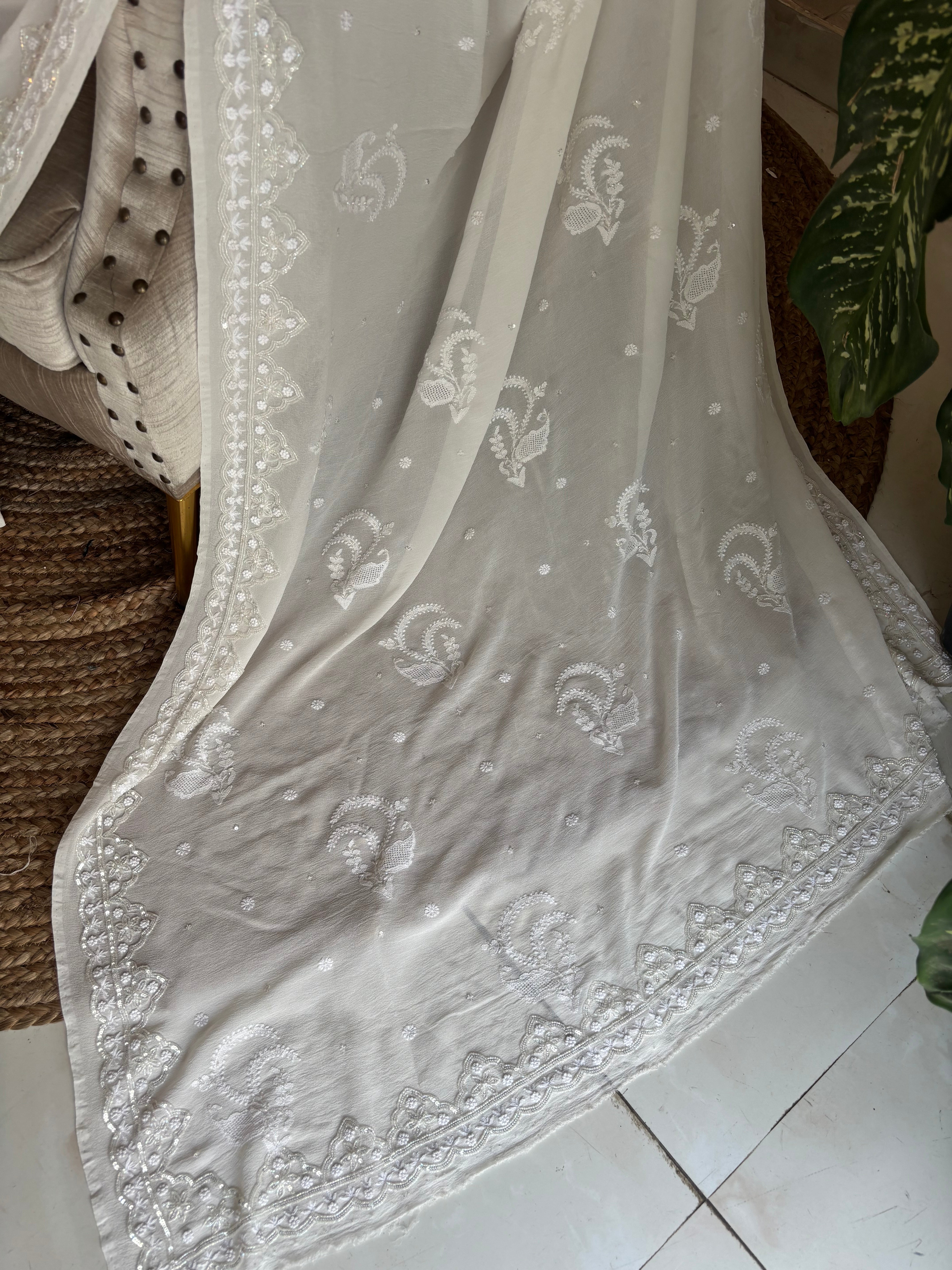 Dyeable Pure and Premium Georgette Saree and Blouse