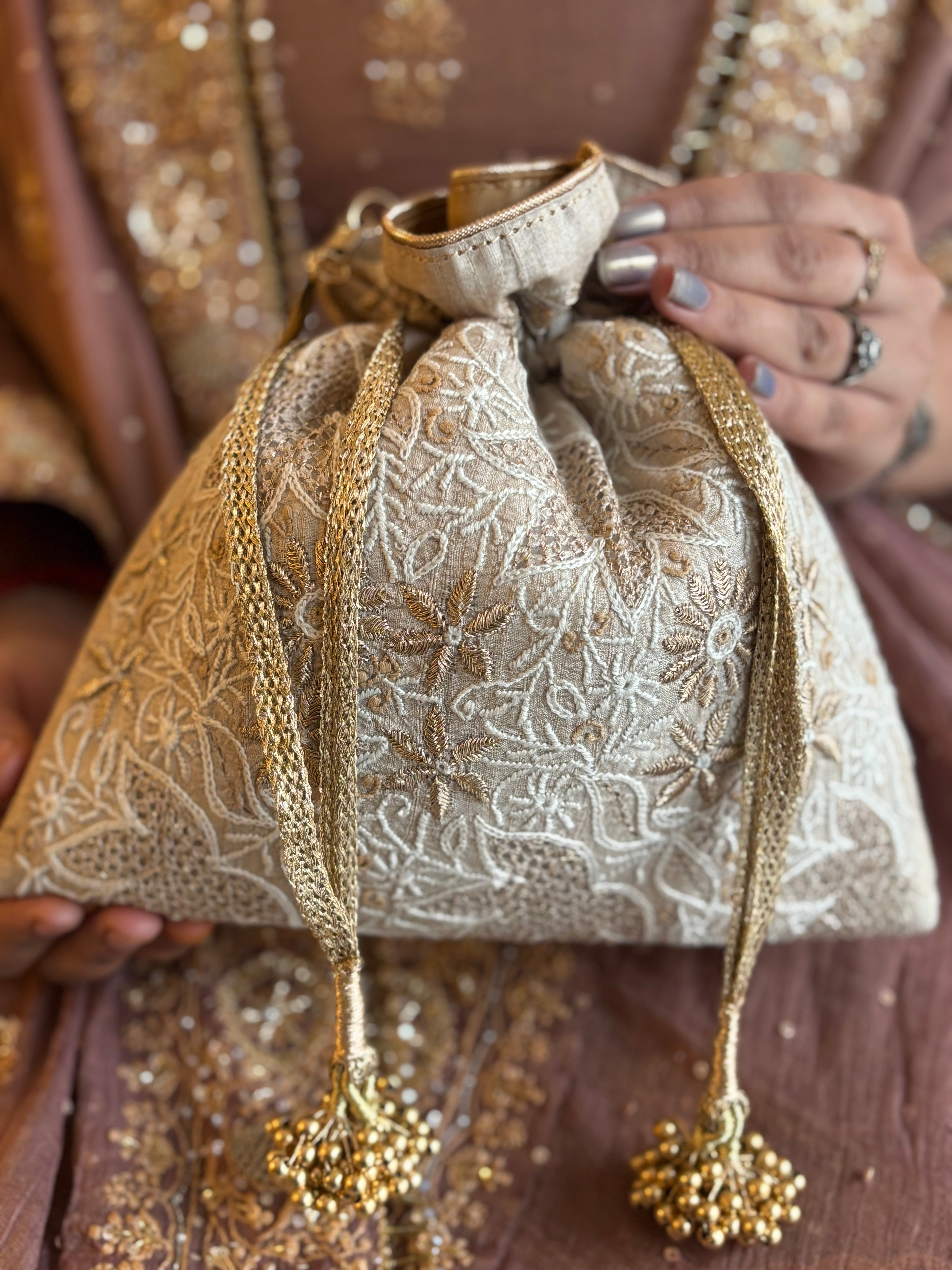 Beige Chikankari Potli