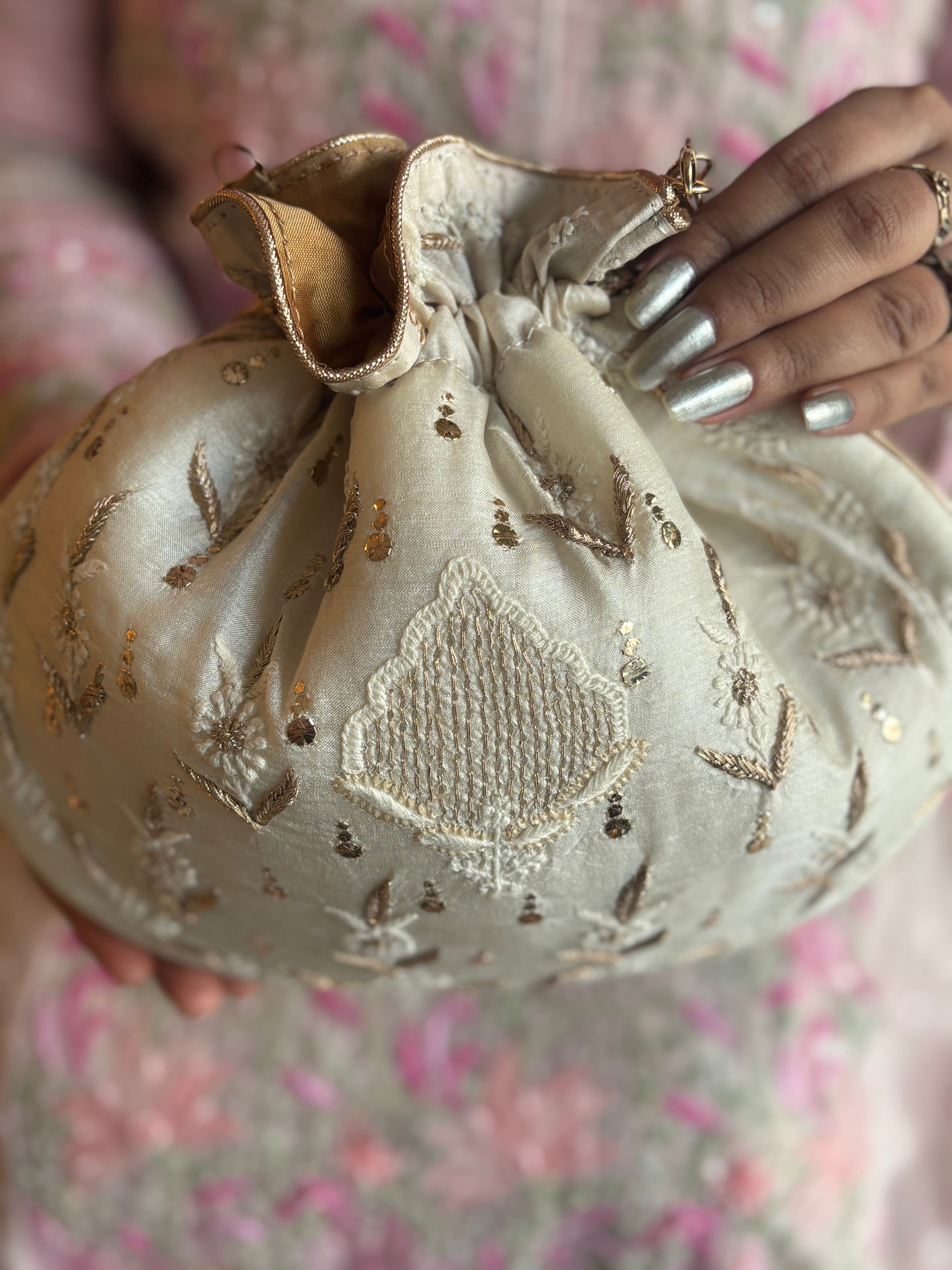 Ivory Chikankari Batua