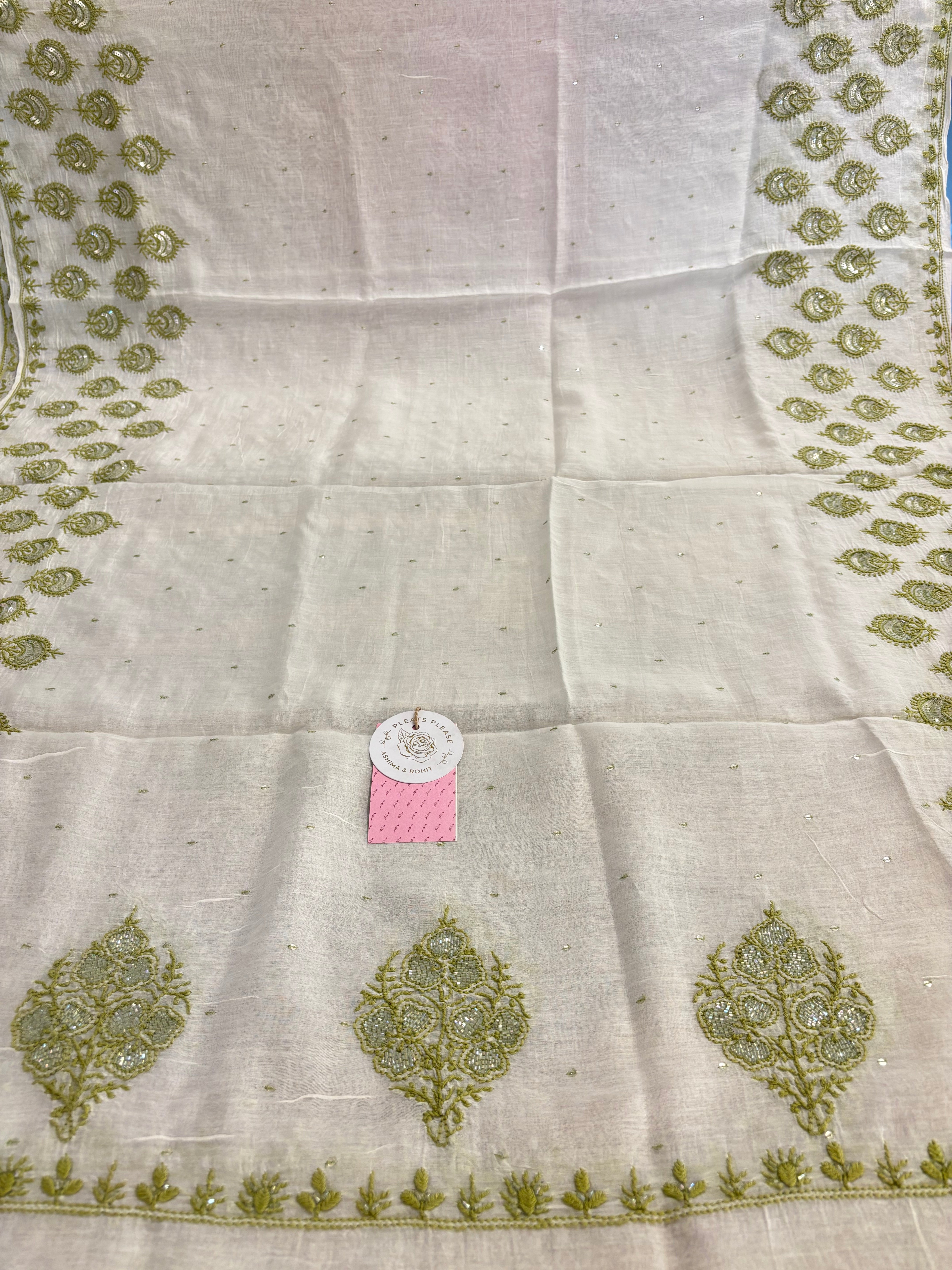 Dyeable Chanderi Chikankari Kurta & Dupatta - Pleats PleaseChikankari