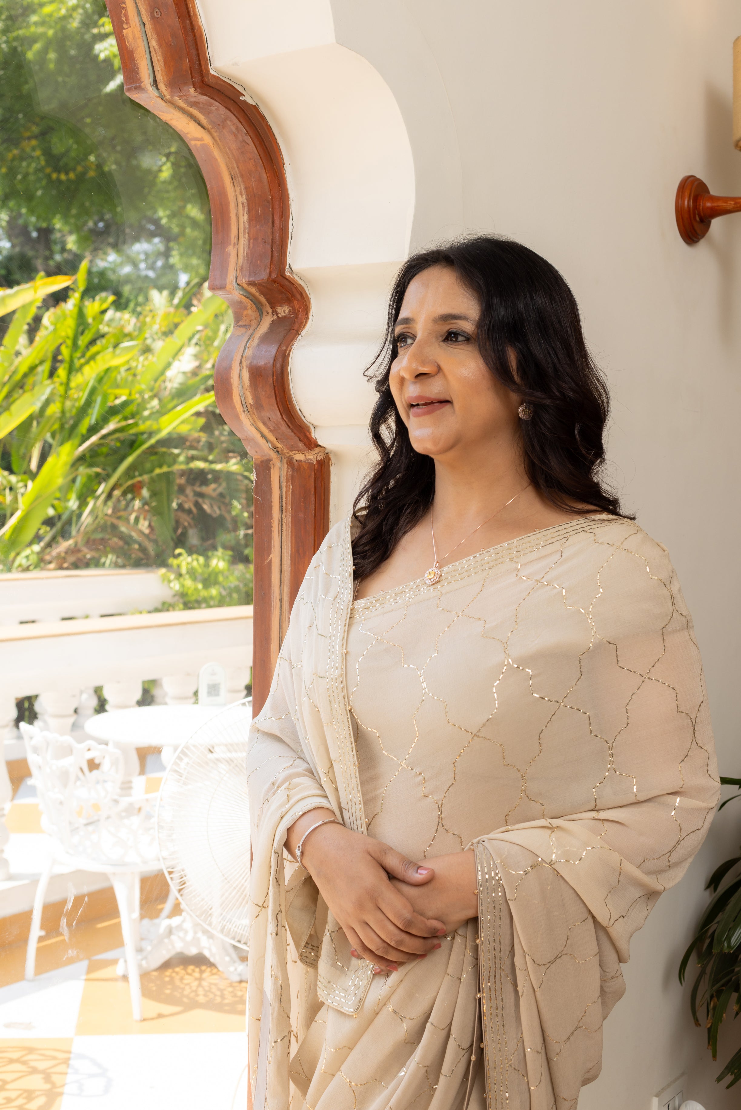 Hazelnut Brown Ombre Pure and Premium Georgette Mukaish Saree