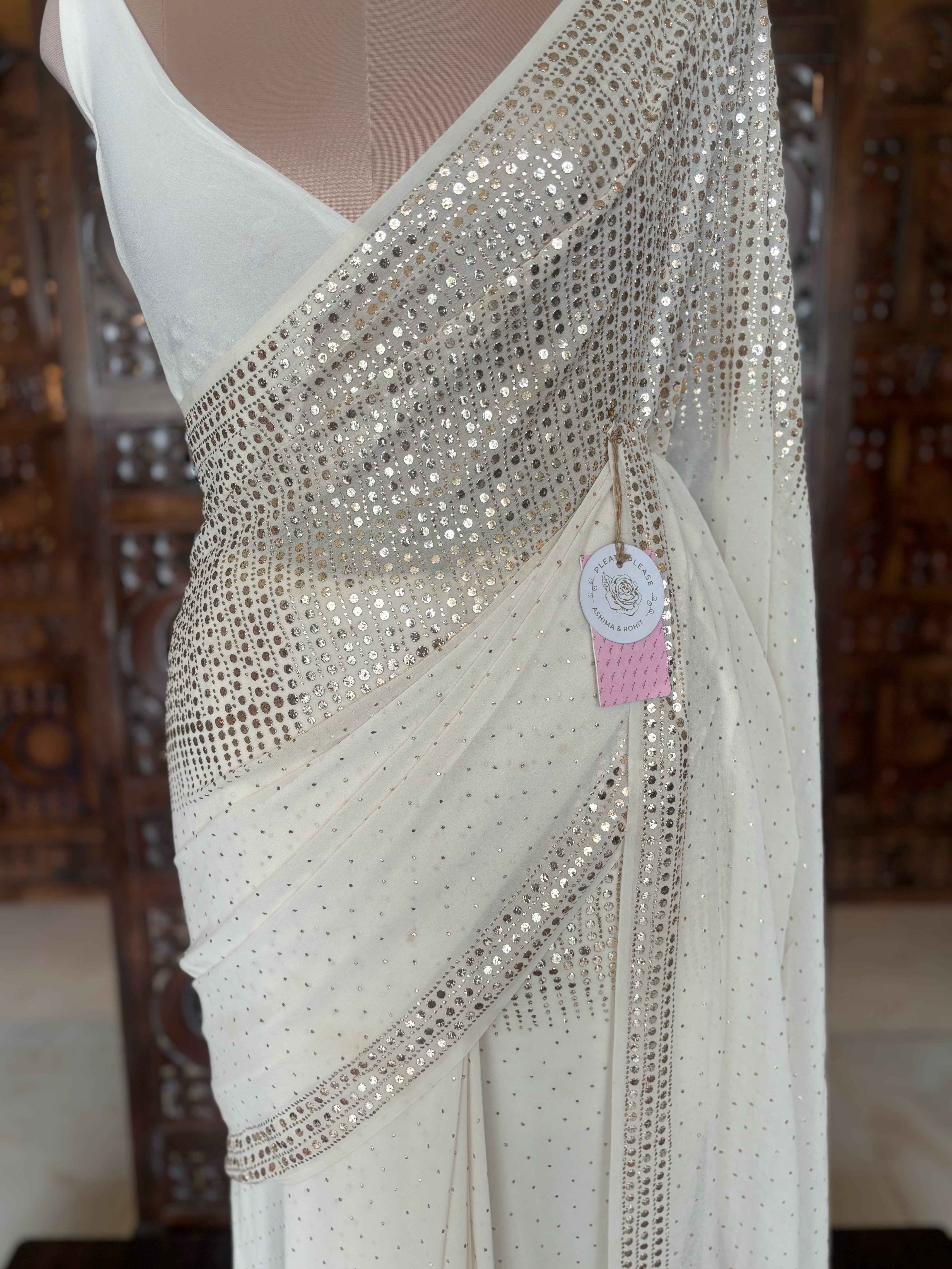 Dyeable Pure & Premium Georgette Mukaish Saree