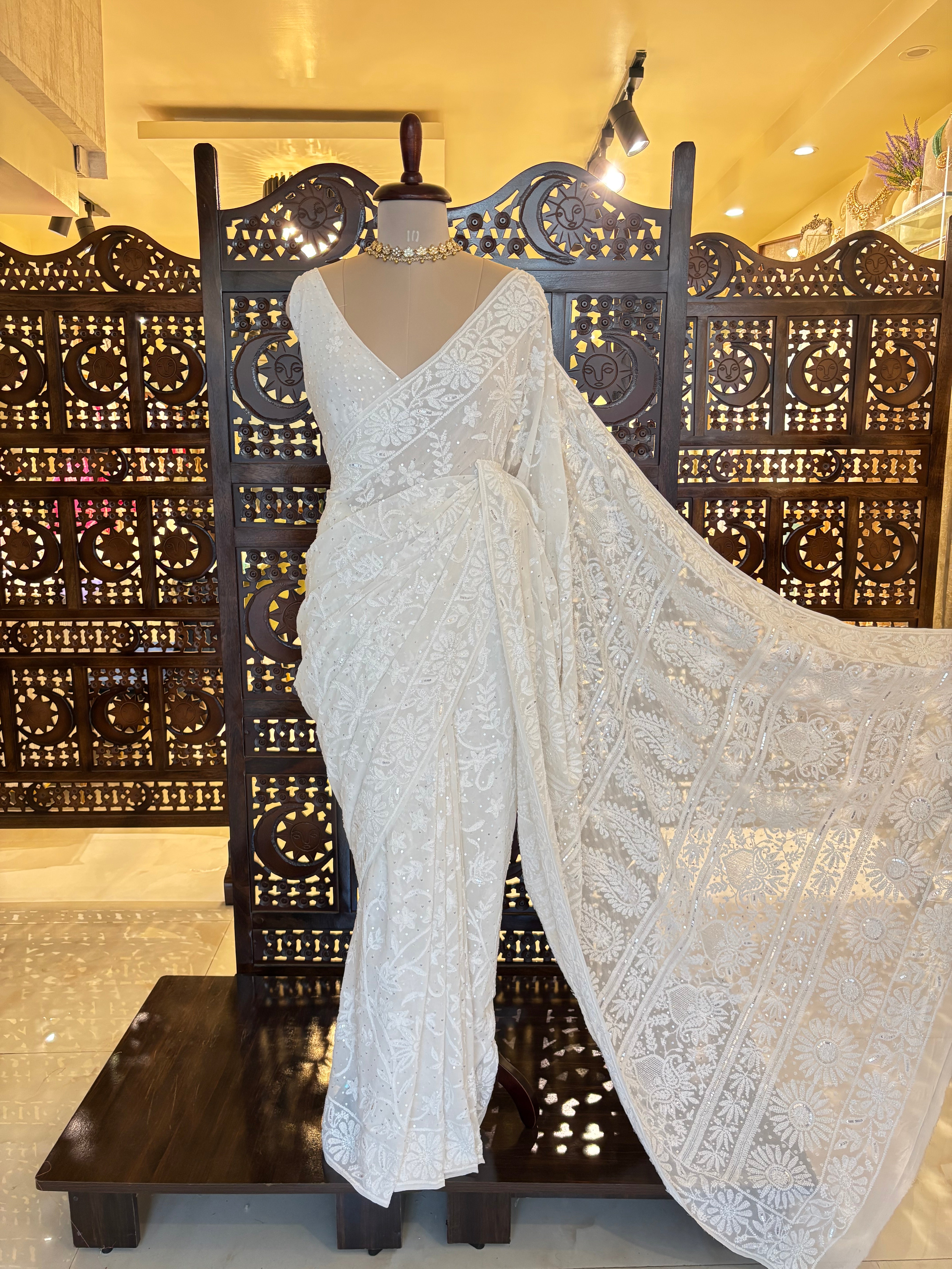 Dyeable Pure & Premium Georgette Chikankari Saree