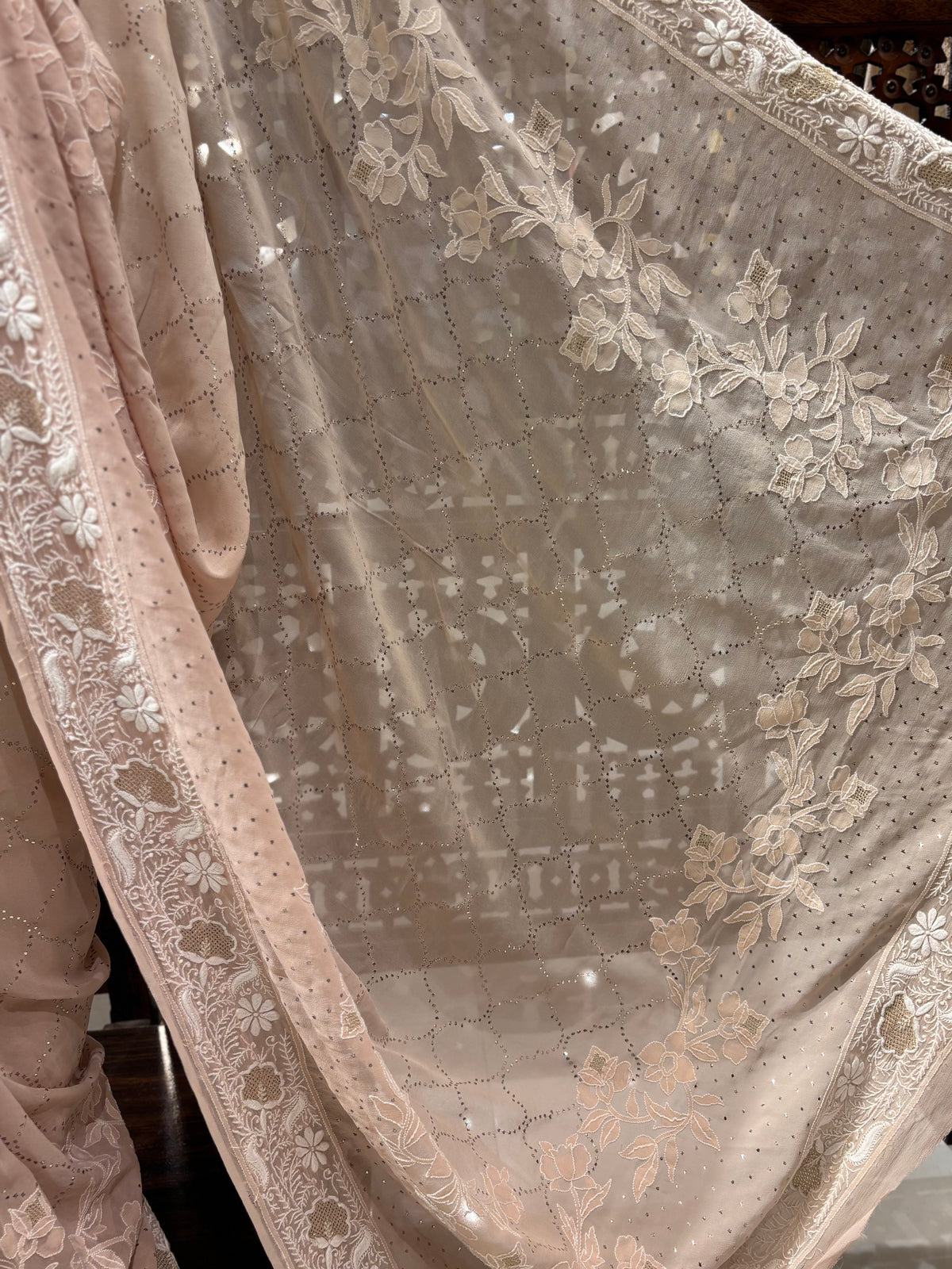Soft Rose Ombré Pure & Premium Georgette Chikankari Mukaish Saree