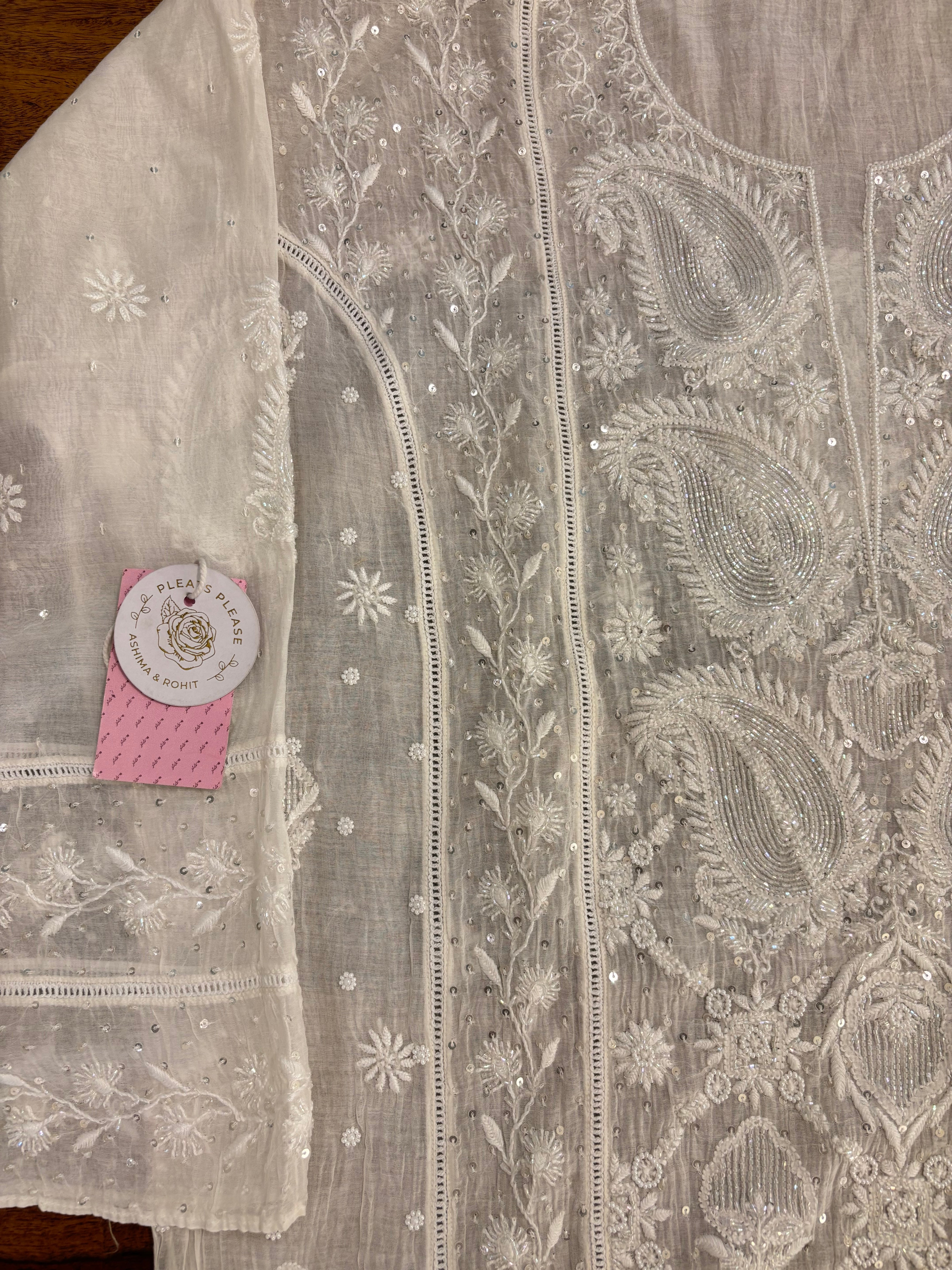 Dyeable Chnderi Mul Chikankari Kurta & Dupatta