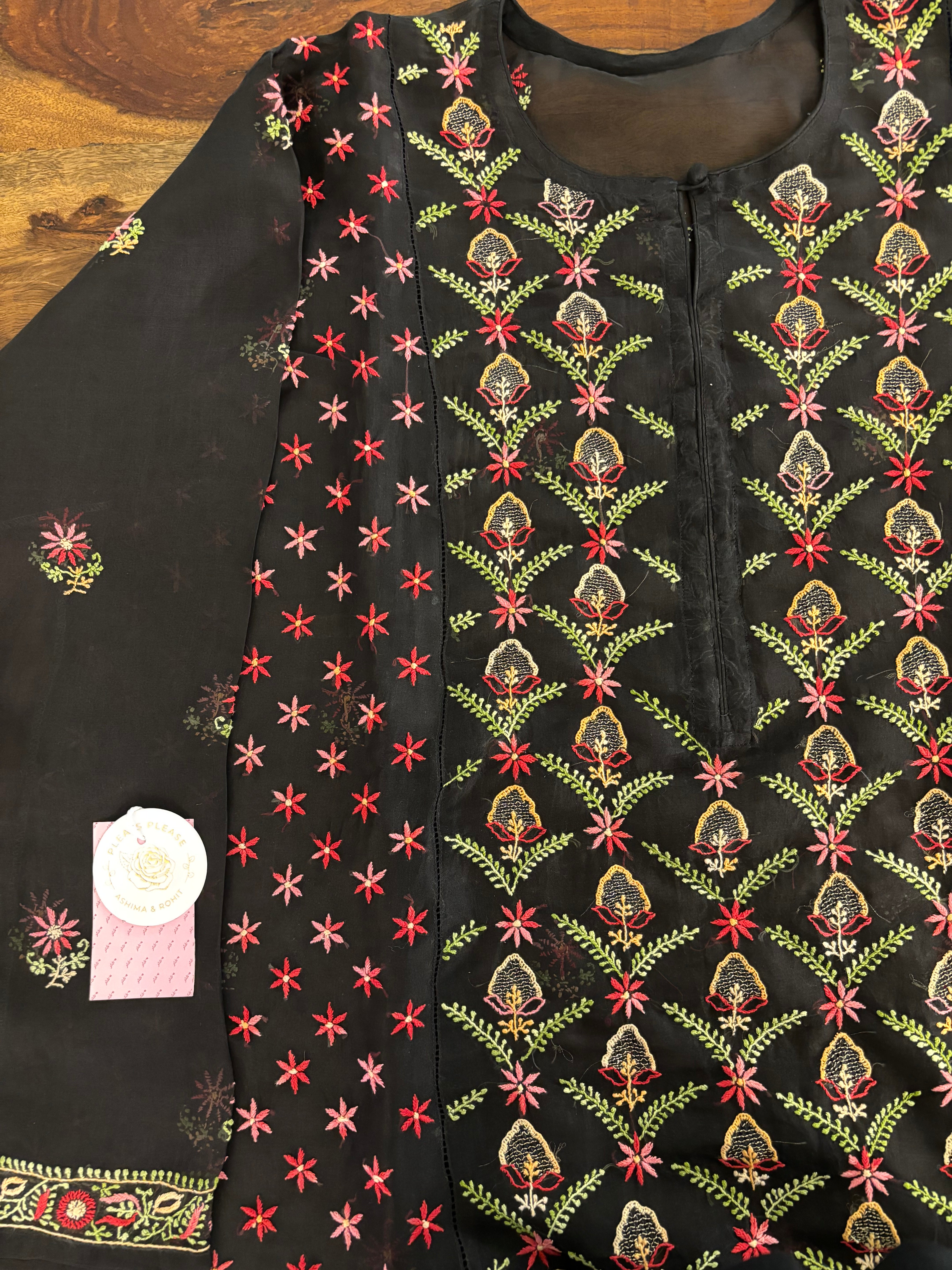 Black Organza Chikankari Kurta & Dupatta - Pleats PleaseChikankari
