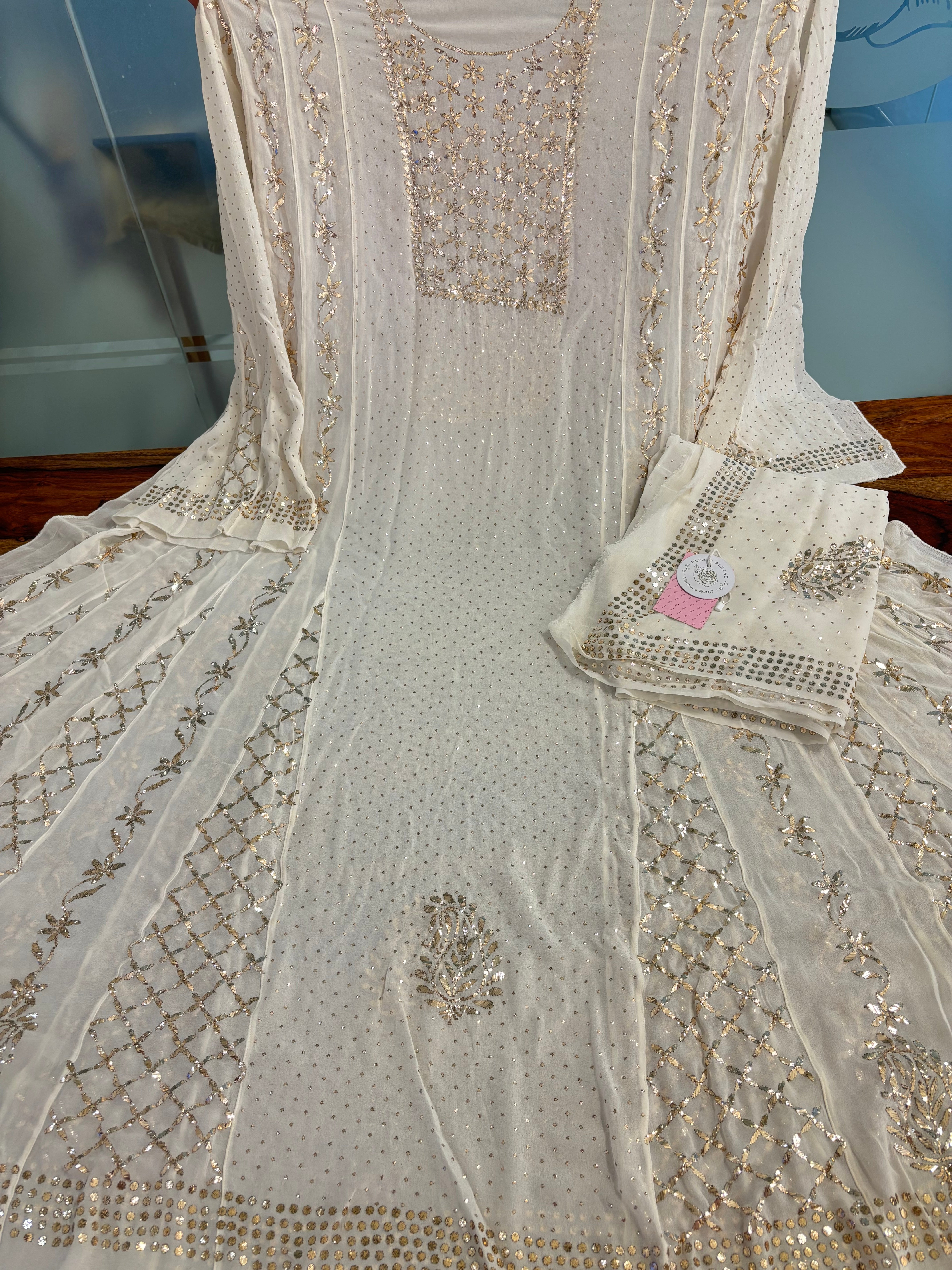 Dyeable Pure & Premium Georgette Mukaish Jhola & Dupatta Set - Pleats PleaseChikankari