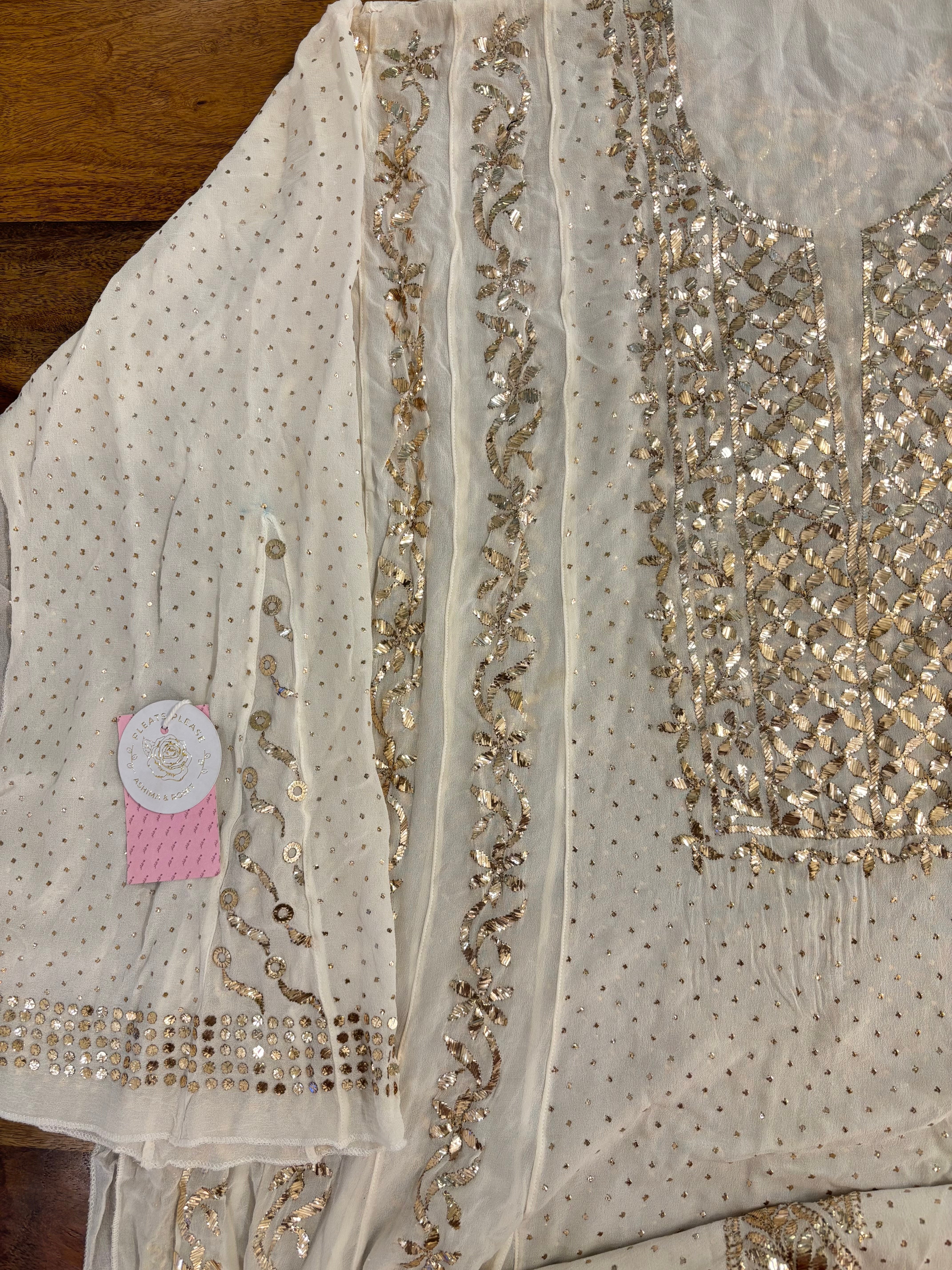 Dyeable Pure & Premium Georgette Mukaish Jhola & Dupatta Set - Pleats PleaseChikankari