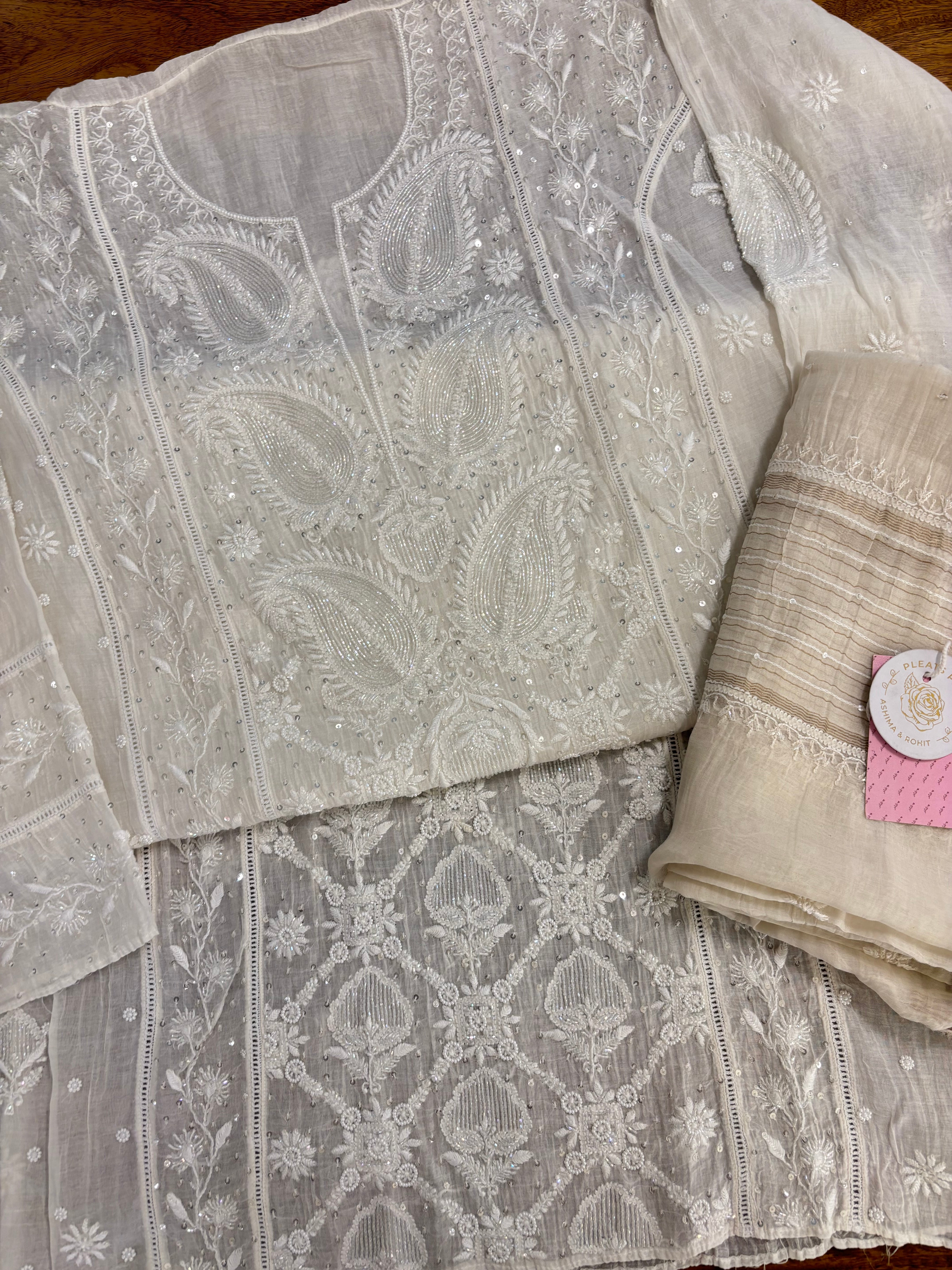 Dyeable Chnderi Mul Chikankari Kurta & Dupatta