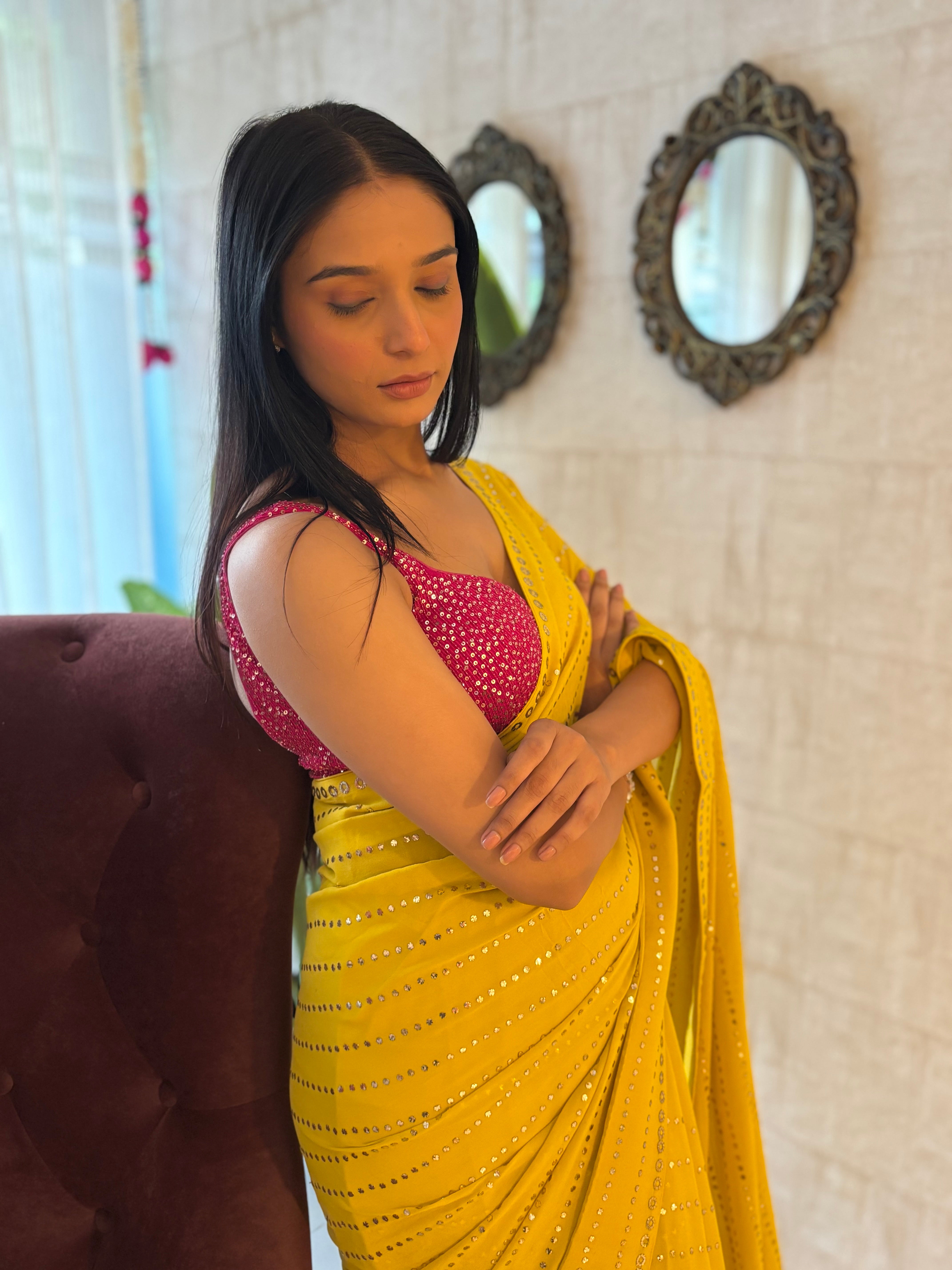 Dhaani Green Pure & Premium Georgette Mukaish Saree & Blouse