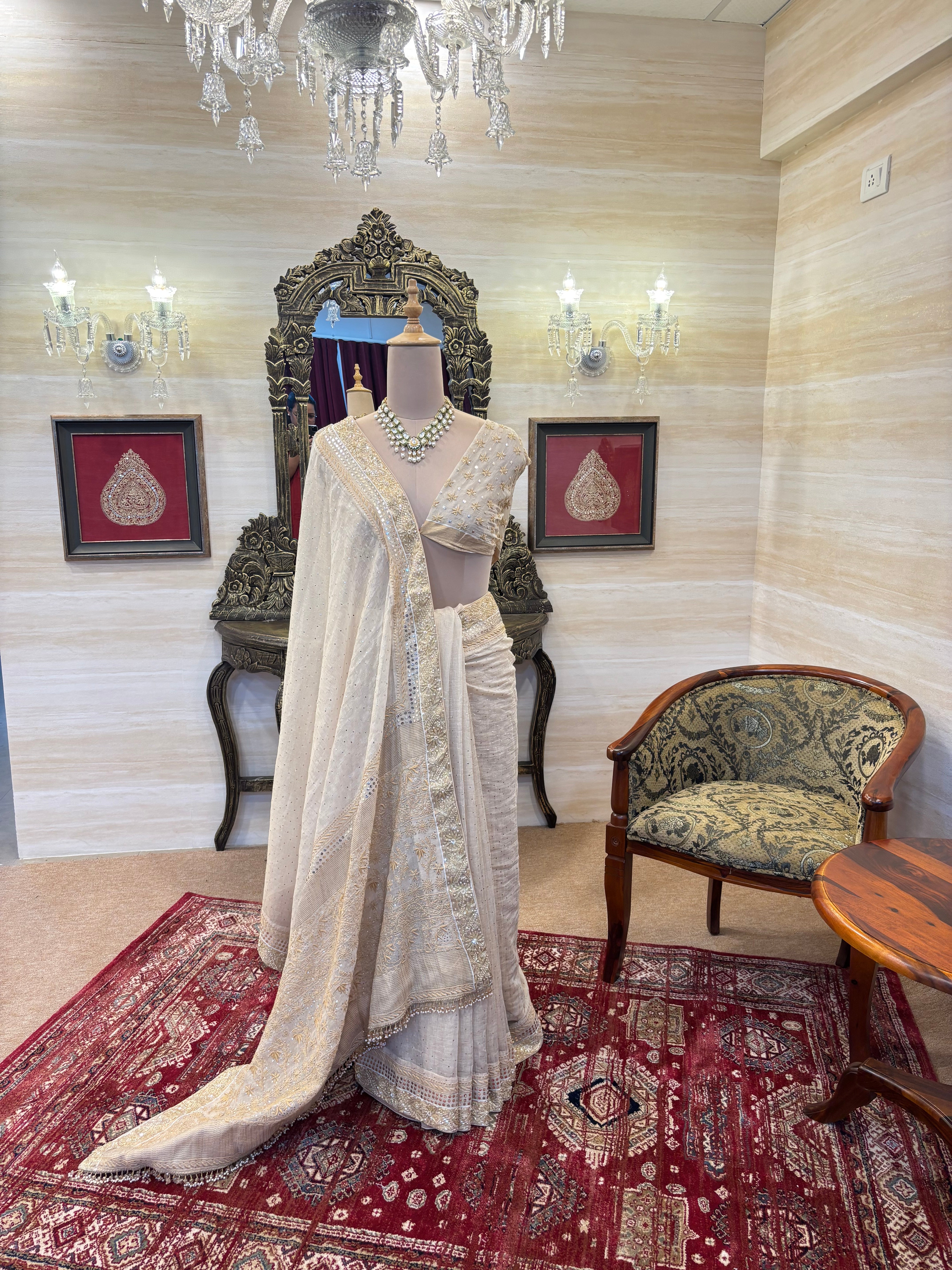 Dyeable Pure & Premium Tissue Chikankari Saree
