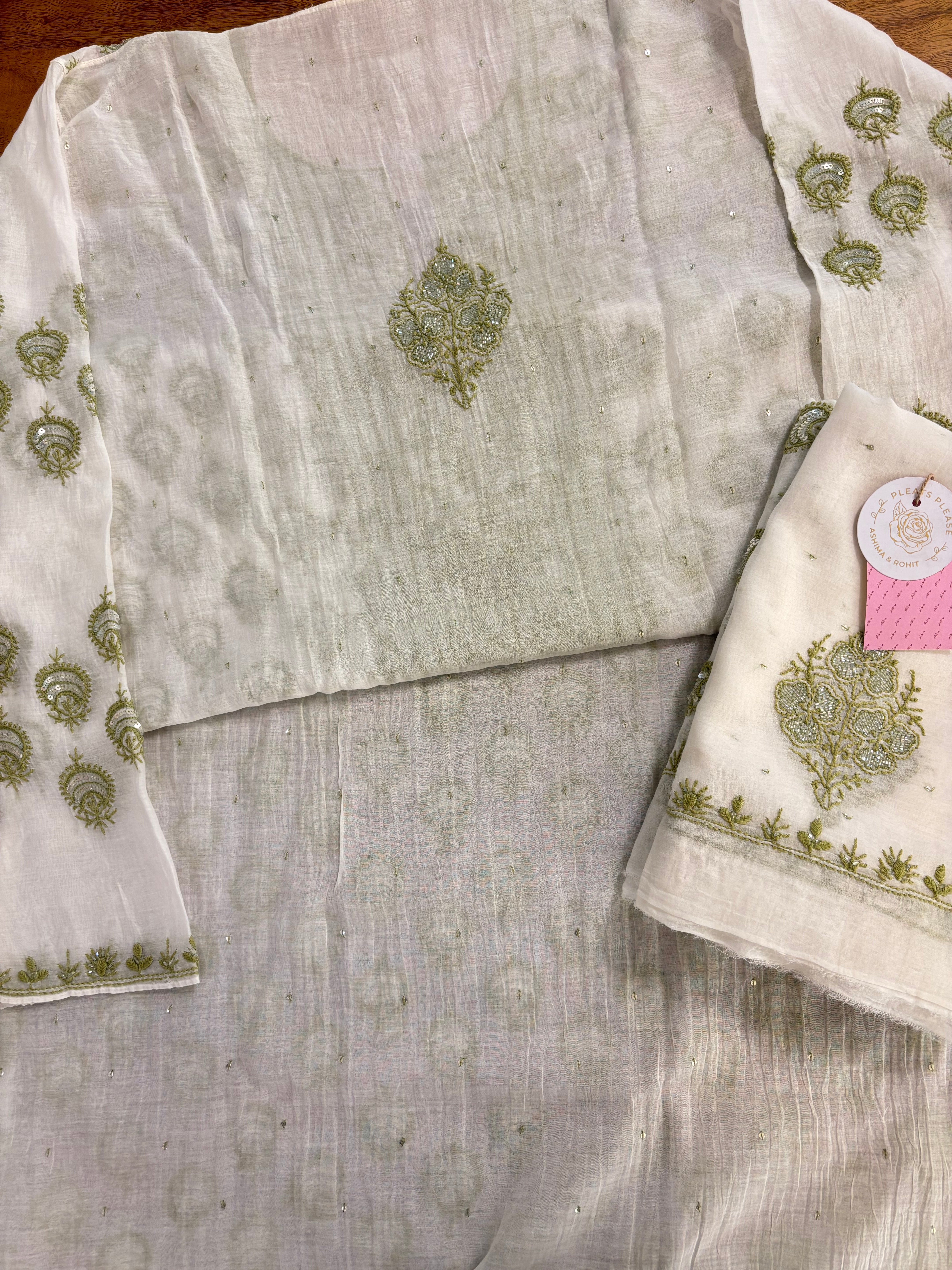 Dyeable Chanderi Chikankari Kurta & Dupatta - Pleats PleaseChikankari