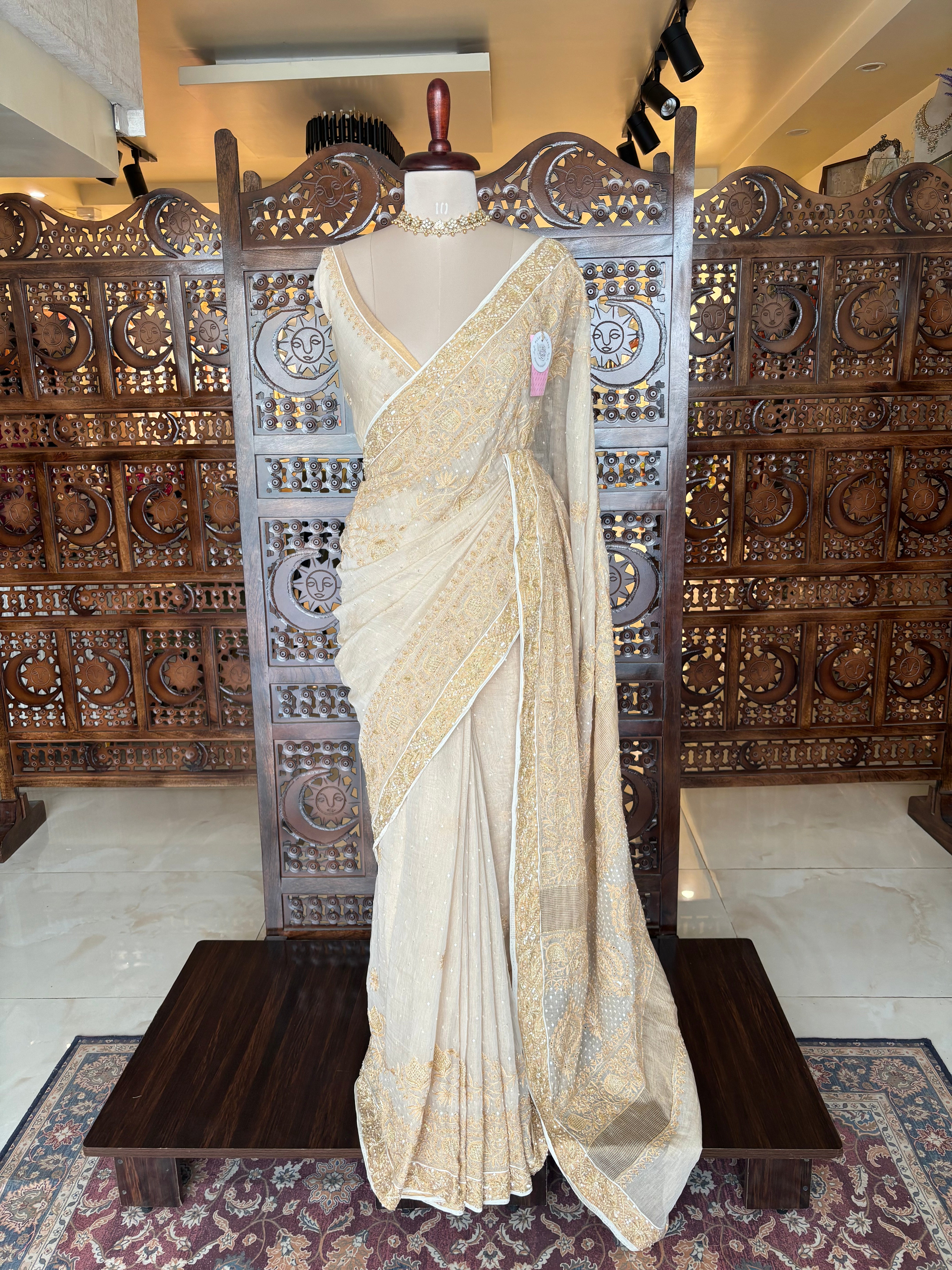 Dyeable Pure & Premium Tissue Chikankari Saree
