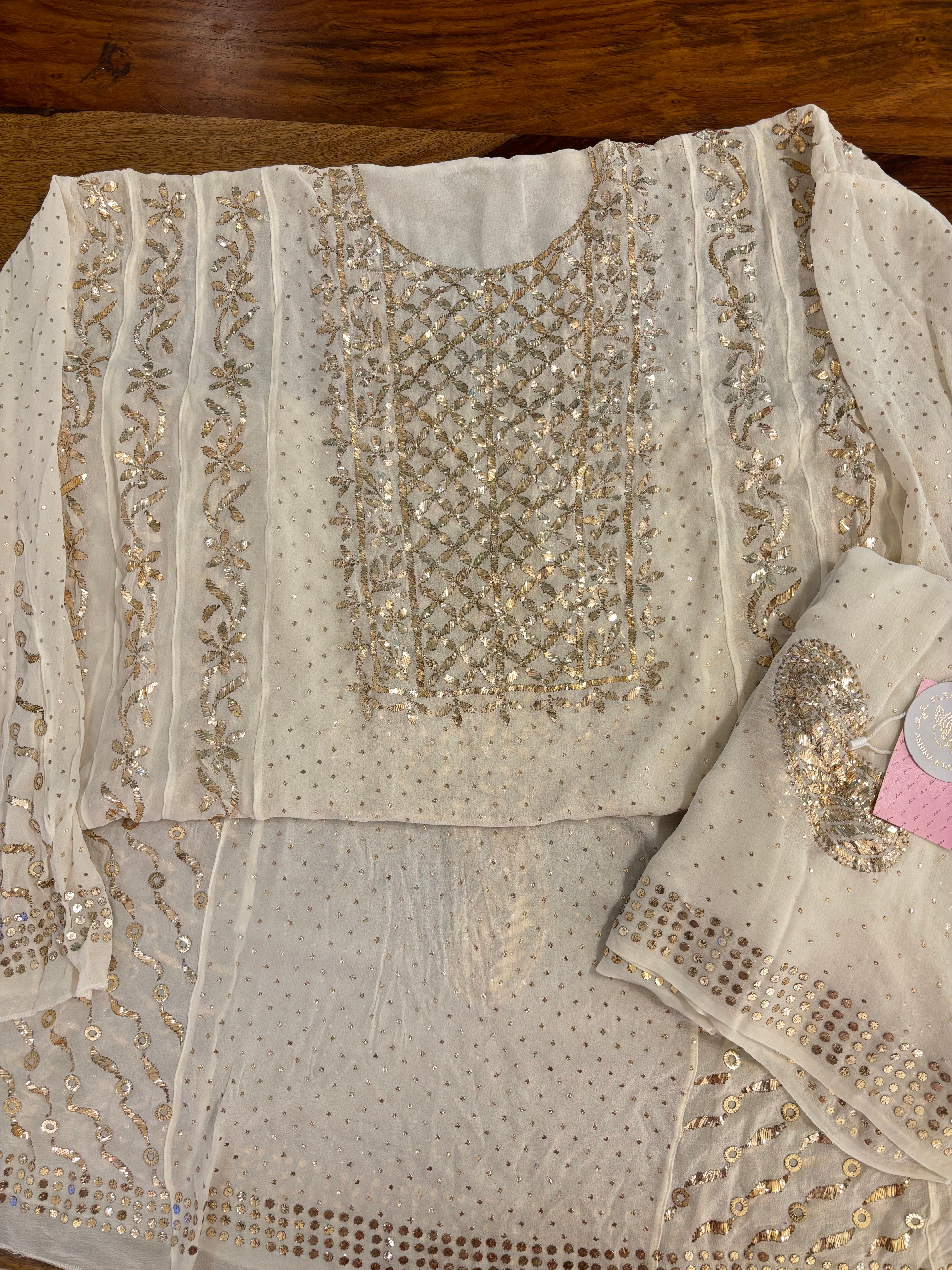 Dyeable Pure & Premium Georgette Mukaish Jhola & Dupatta Set - Pleats PleaseChikankari